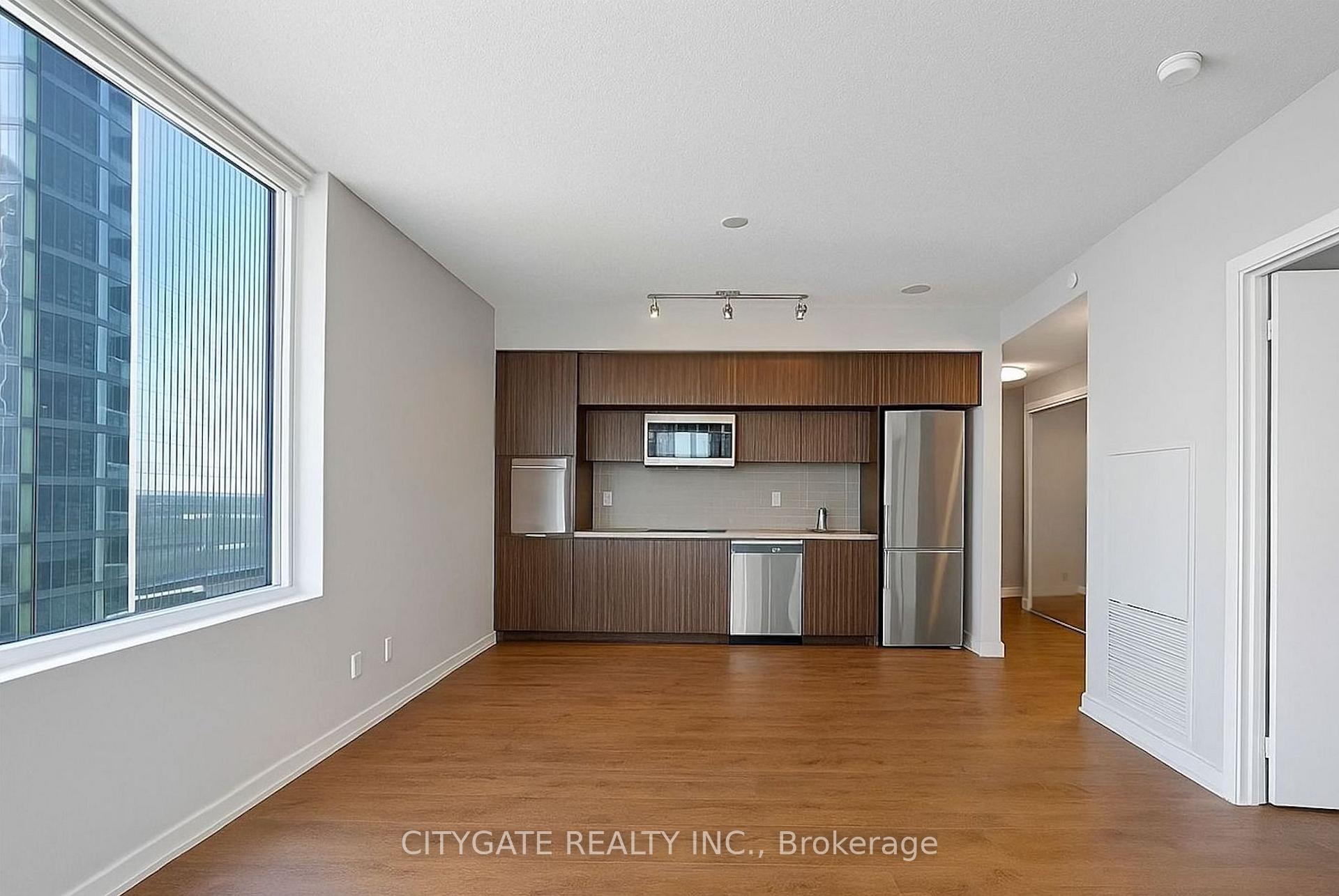 2003 - 10 York Street, Toronto 2