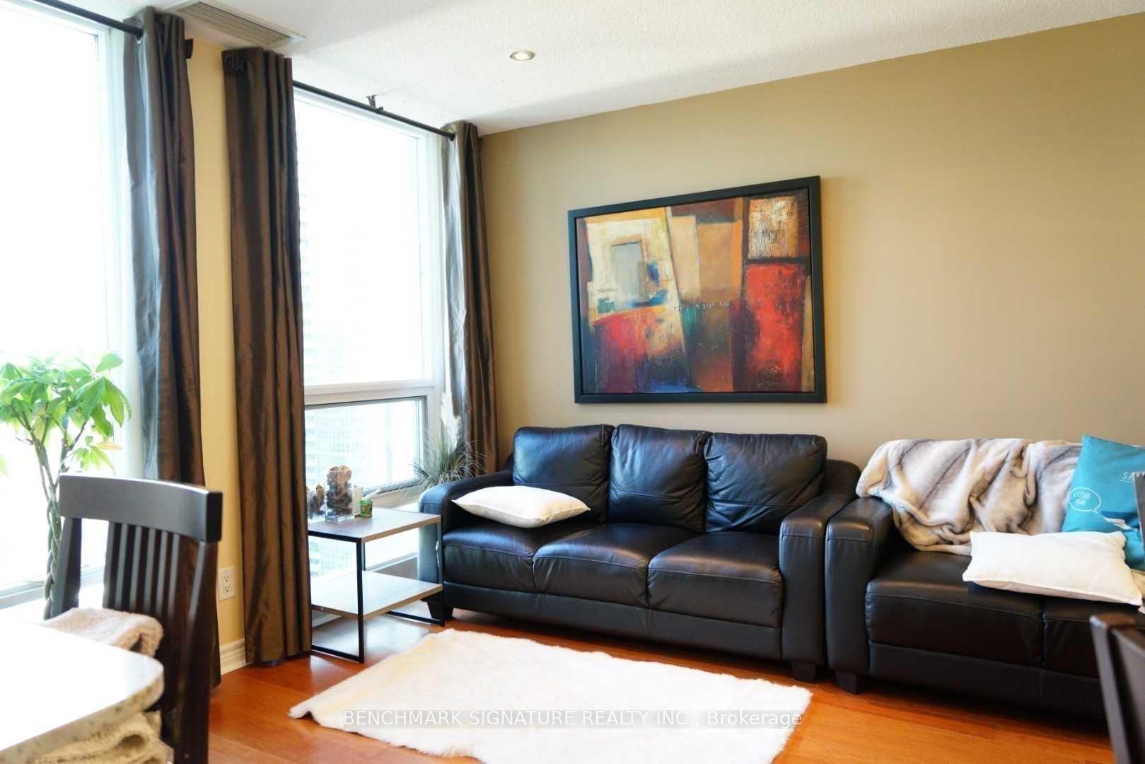 3102 - 763 Bay Street, Toronto 2