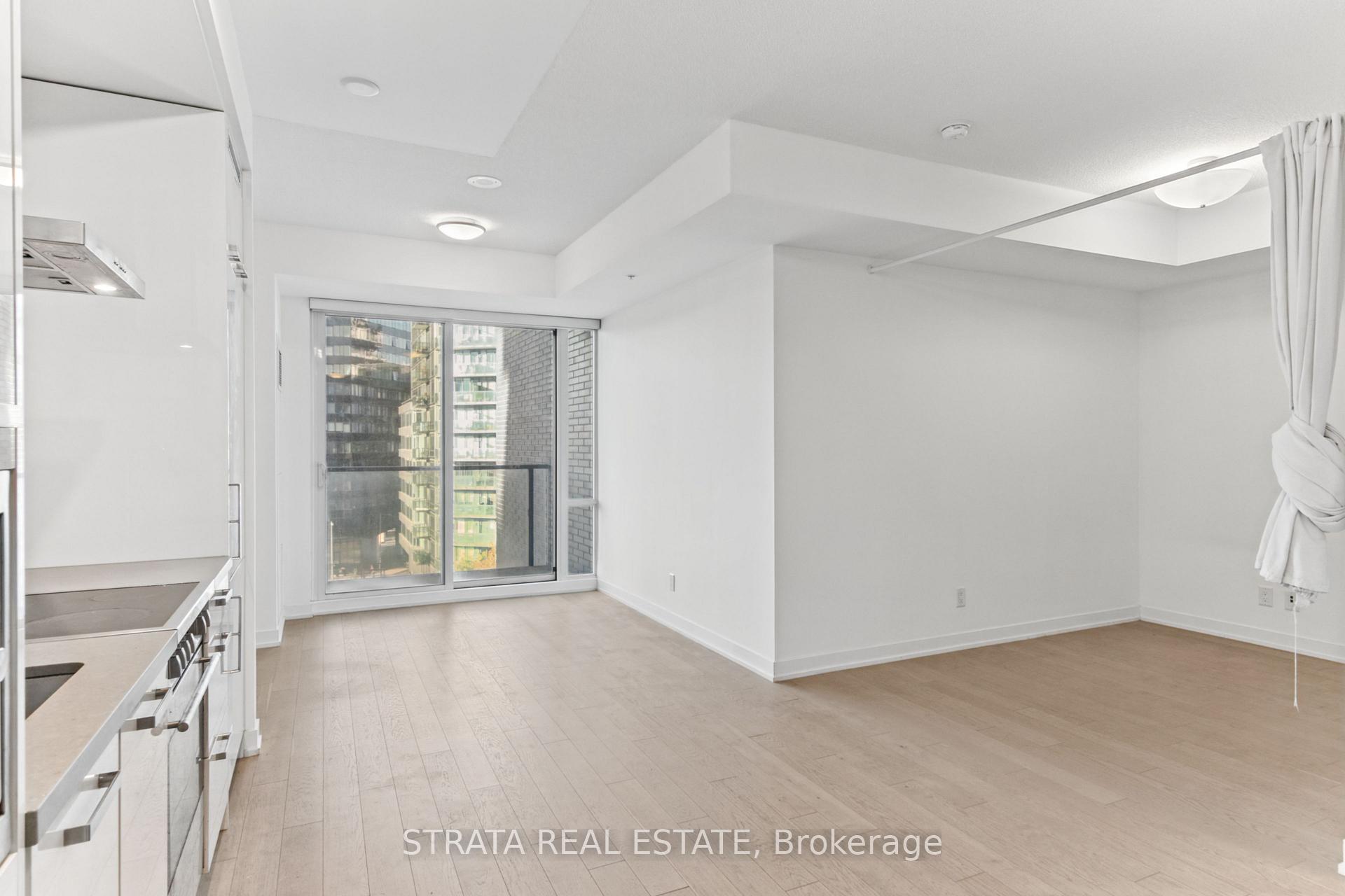 S615 - 120 Bayview Avenue, Toronto 4