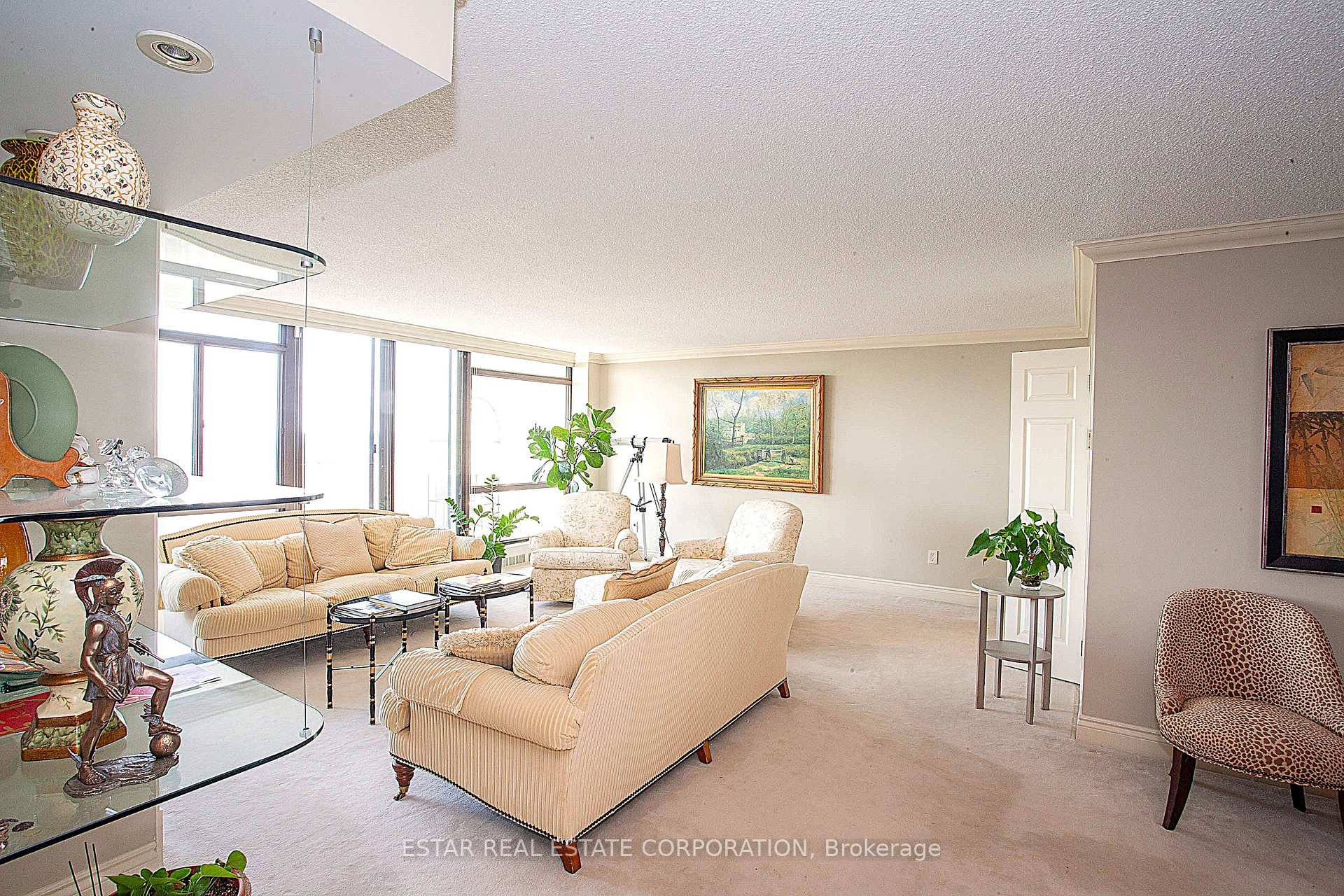 PH09 - 3300 Don Mills Road, Toronto 4