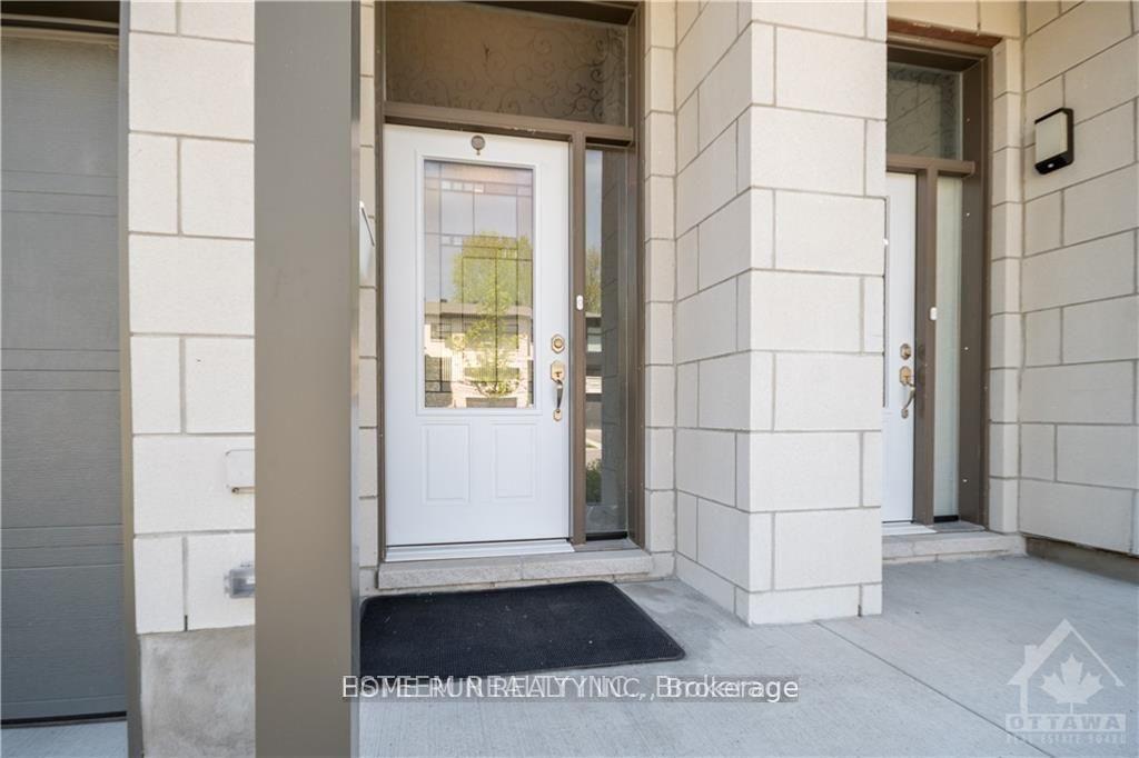 560 Mutual Street, Ottawa 2