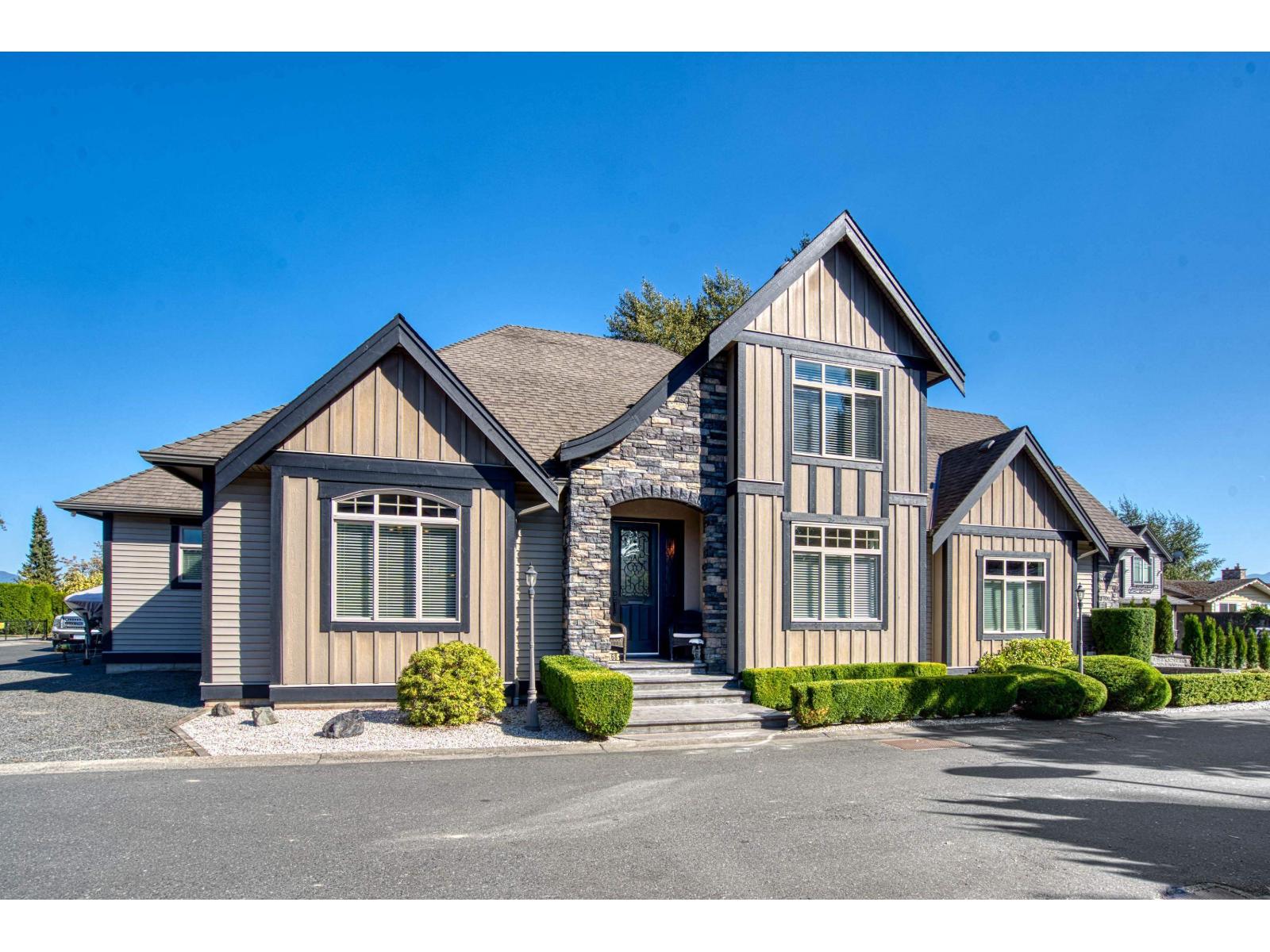 2368 BEDFORD PLACE Abbotsford British Columbia Canada Sale residential Kirandeep Gill Coldwell Banker Executives Realty