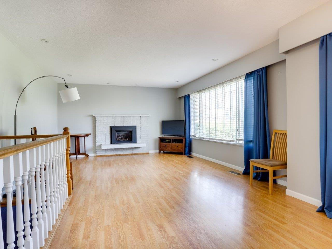 15866 NORTH BLUFF ROAD White Rock British Columbia Canada Sale residential Minh Ta Saba Realty Ltd