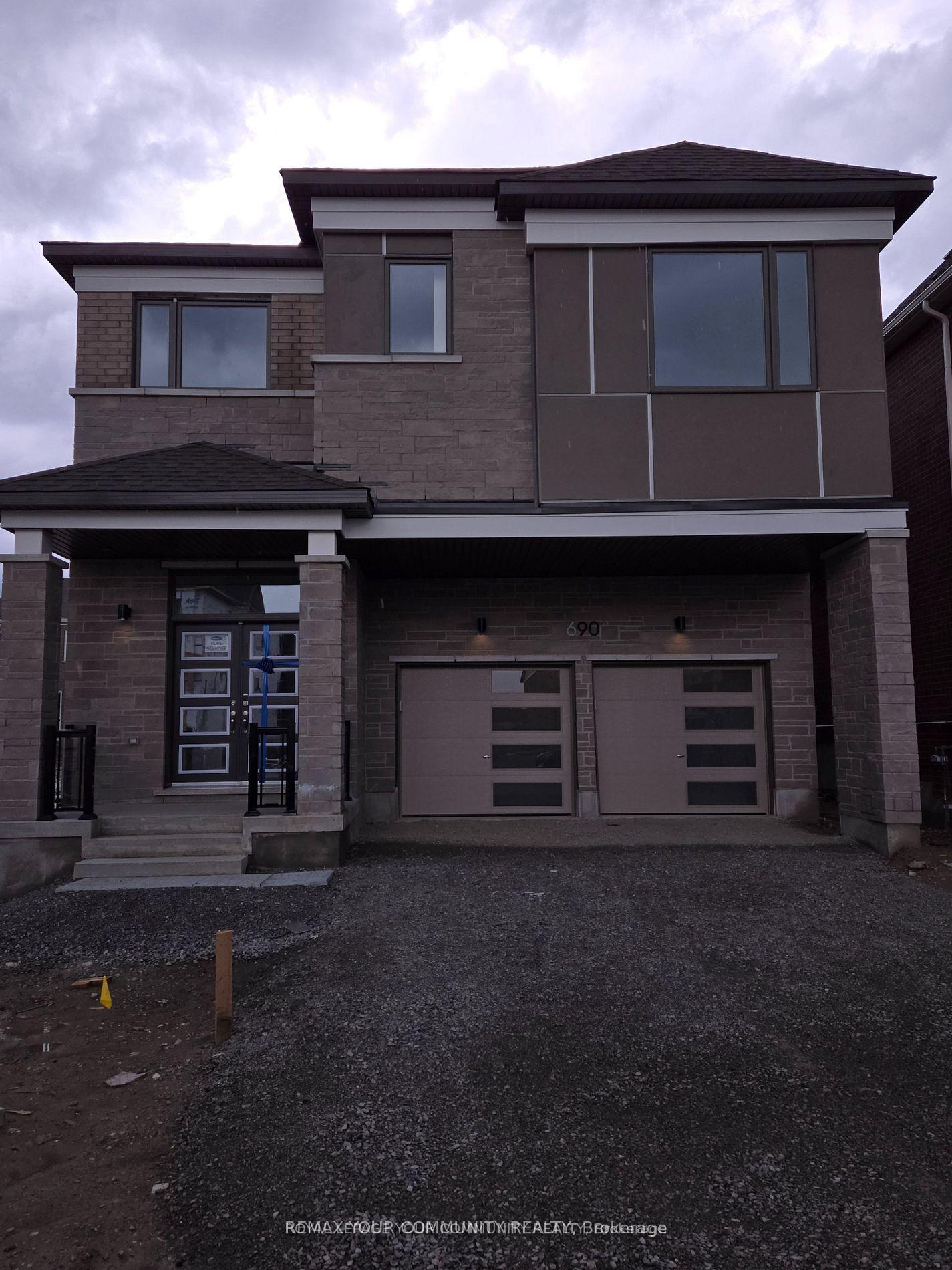 690 Mika Street Innisfil Ontario Canada Rent residential Frank Vella Re/Max Your Community Realty, Brokerage