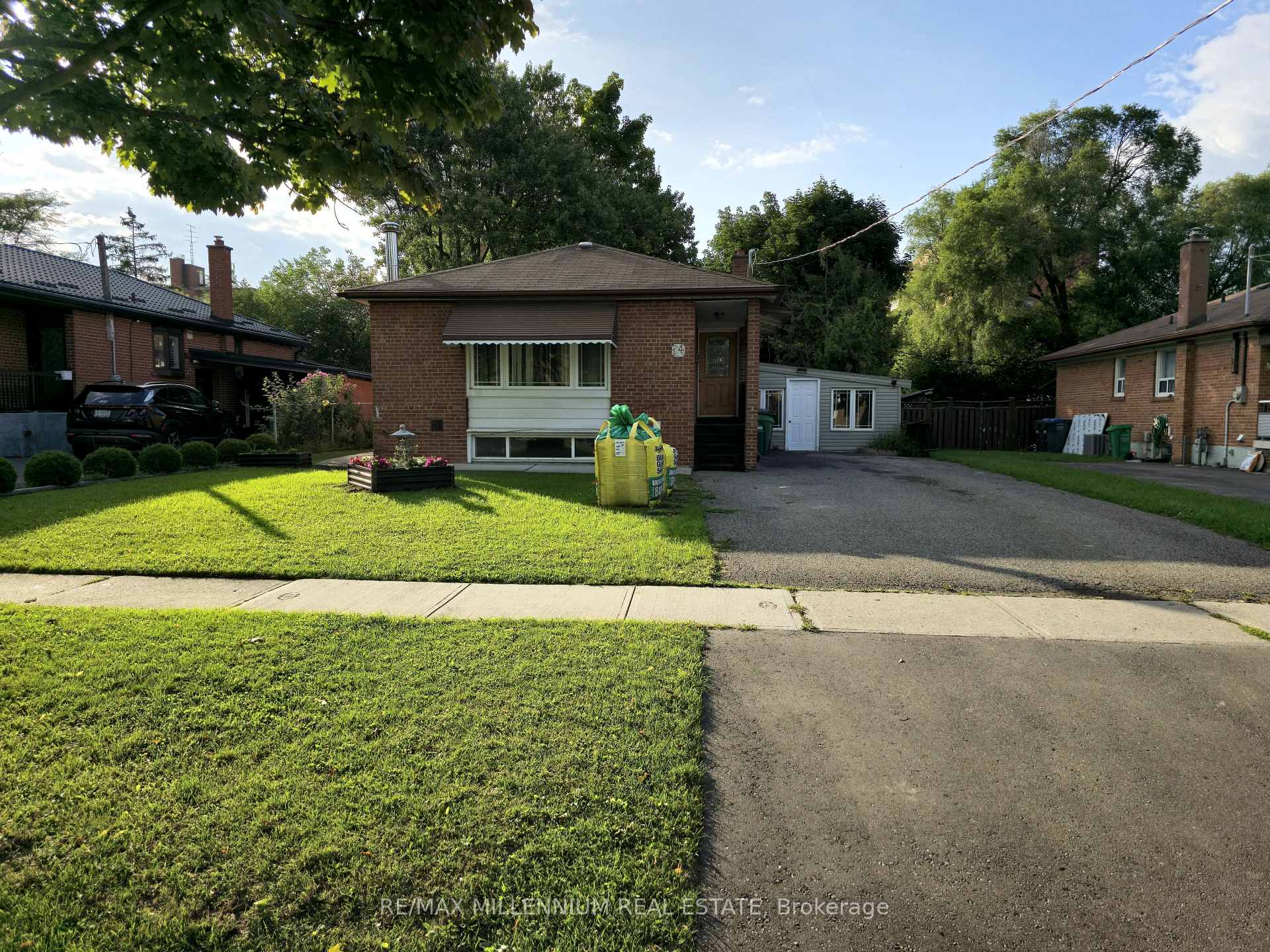 Basement - 14 Charles Street Brampton Ontario Canada Rent residential Sam Kamra RE/MAX Millennium Real Estate, Brokerage*
