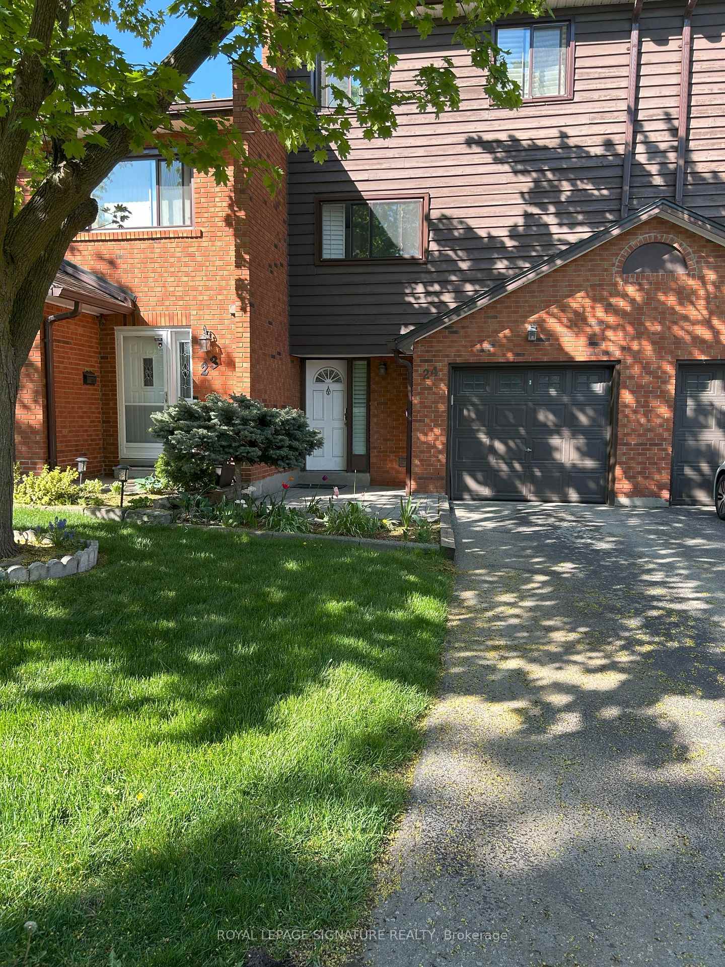24 - 4230 Fieldgate Drive Mississauga Ontario Canada Rent residential NICK PANARESE Royal LePage Signature Realty, Brokerage