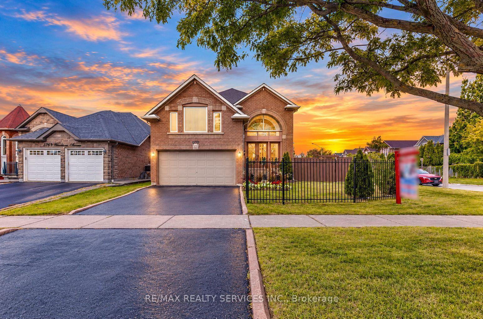 5772 Whitehorn Avenue Mississauga Ontario Canada Sale residential Surjit & Nishtha Dhanjal RE/MAX Realty Services Inc., Brokerage*