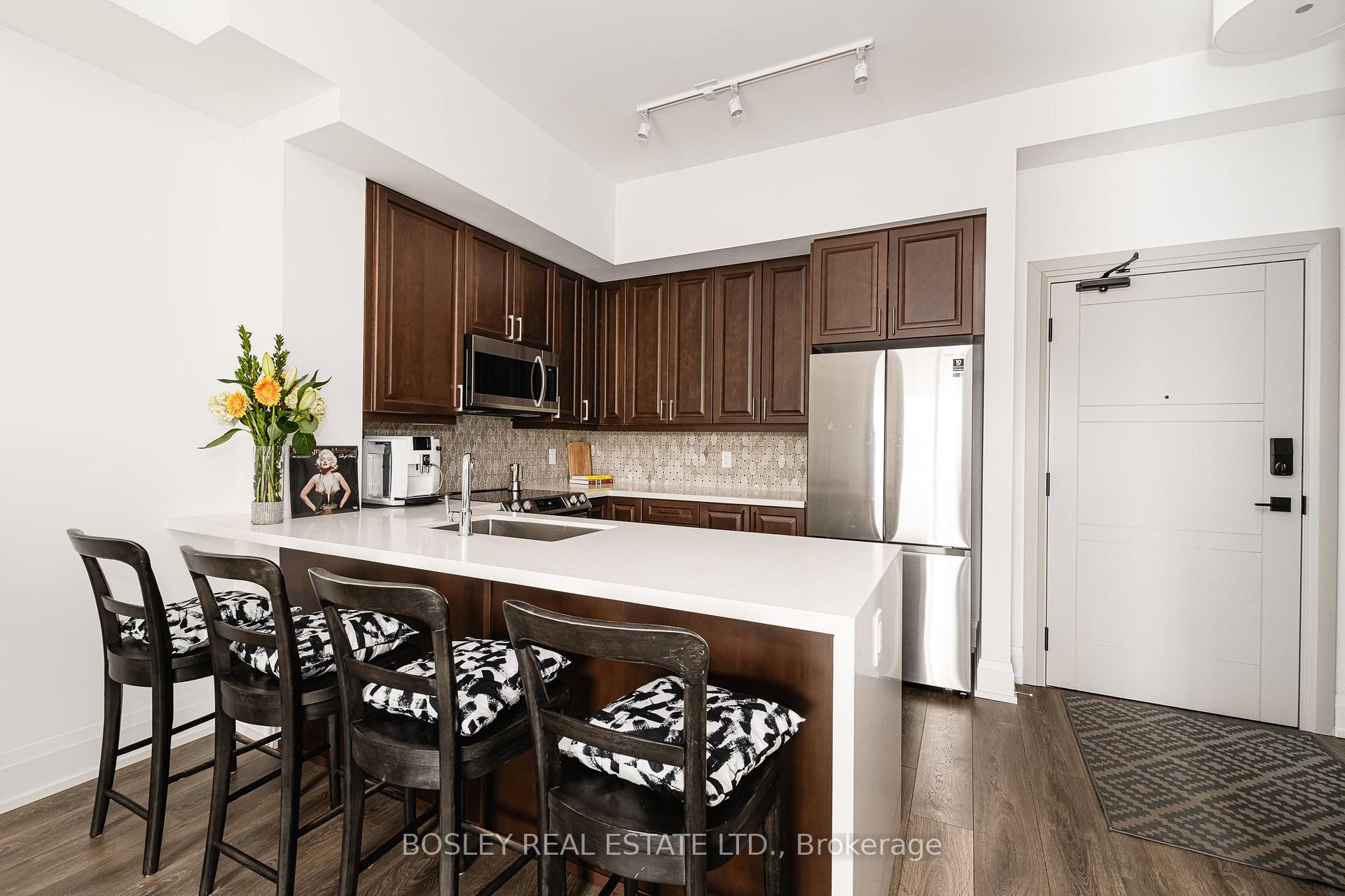 310 - 1 Hume Street S Collingwood Ontario Canada Sale residential Marie Natscheff Bosley Real Estate Ltd., Brokerage *