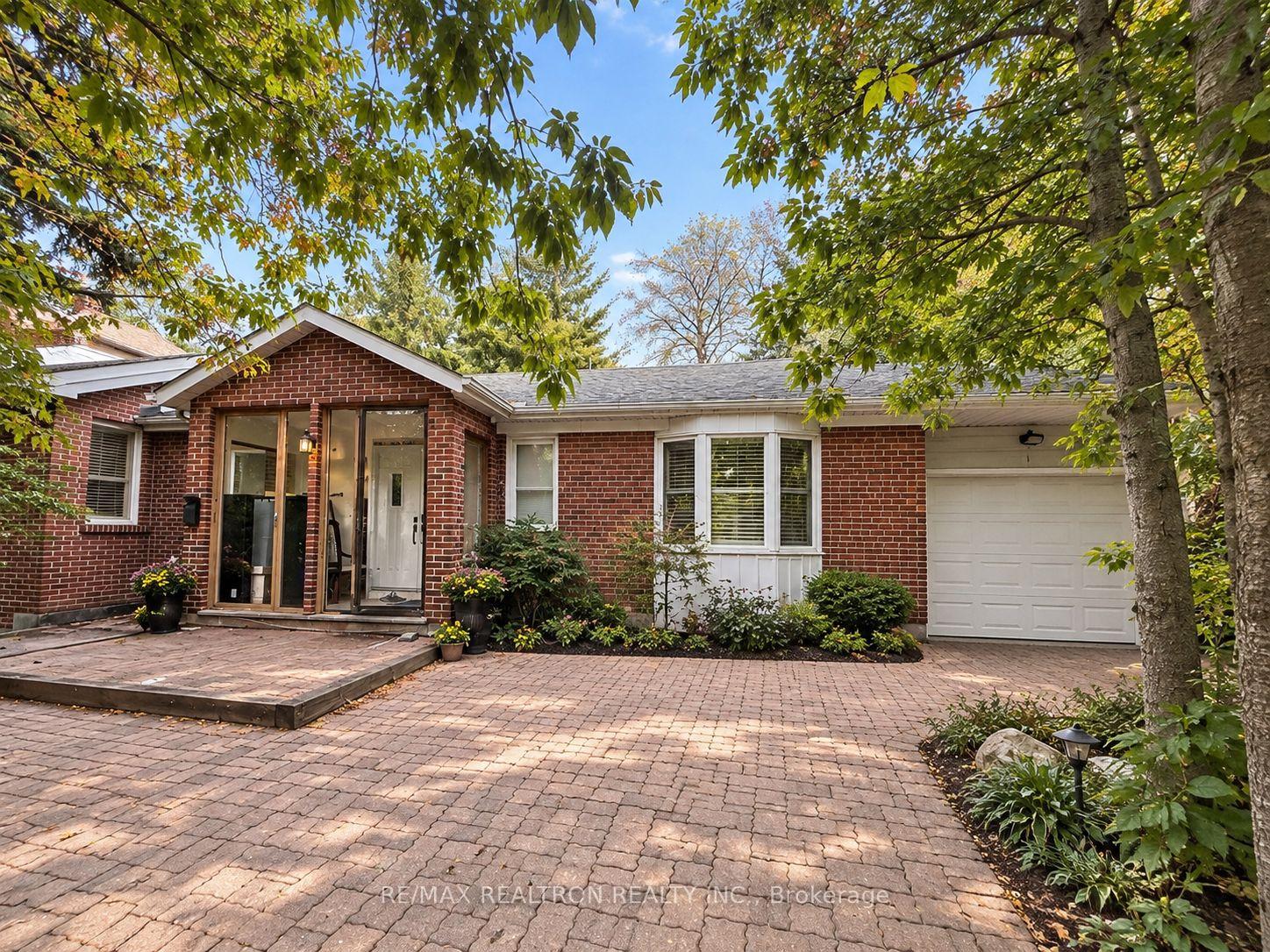97 Estelle Avenue Toronto Ontario Canada Sale residential Rathiga Thillaivannan RE/MAX Realtron Realty, Inc. Brokerage*