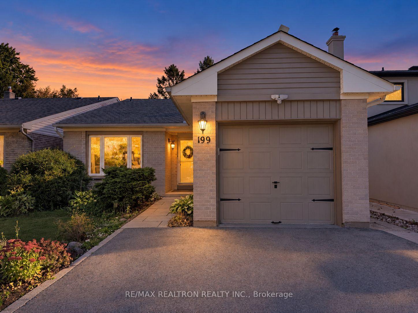 199 Weldrick Road W Richmond Hill Ontario Canada Sale residential Hooman Bandarchi RE/MAX Realtron Realty Inc., Brokerage*