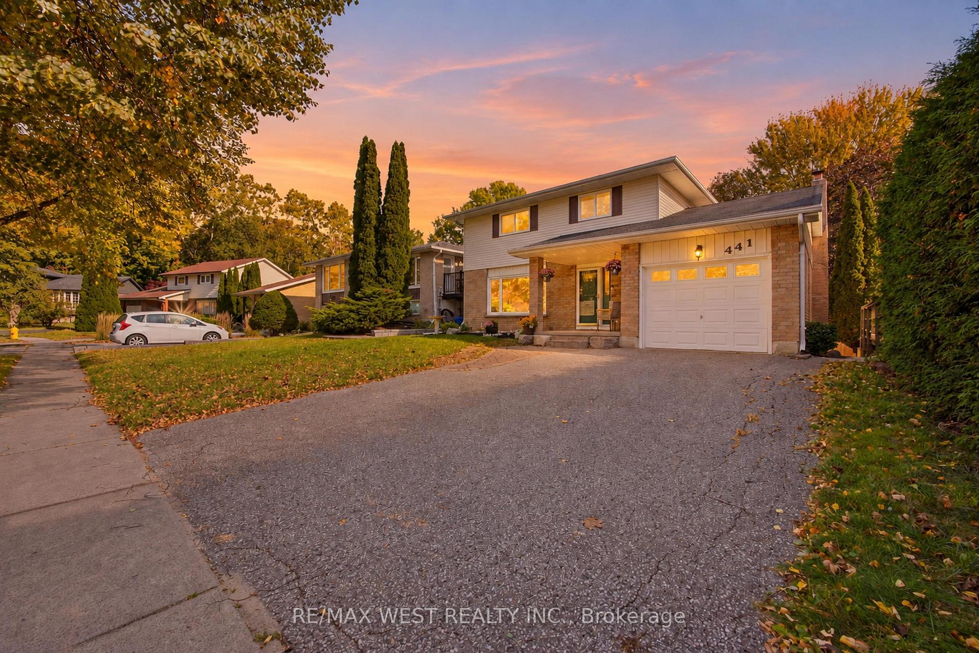 441 Paddington Crescent Oshawa Ontario Canada Sale residential Honey Choi | Toronto Real Estate Agent RE/MAX West Realty Inc., Brokerage