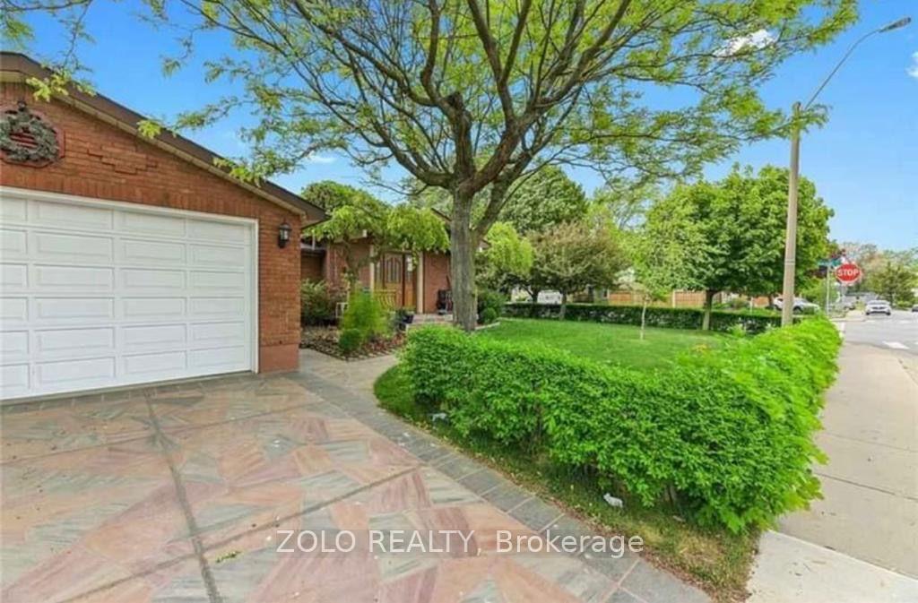 Lower - 1 Garrow Drive W Hamilton Ontario Canada Rent residential Saida Morovati Zolo Realty, Brokerage *