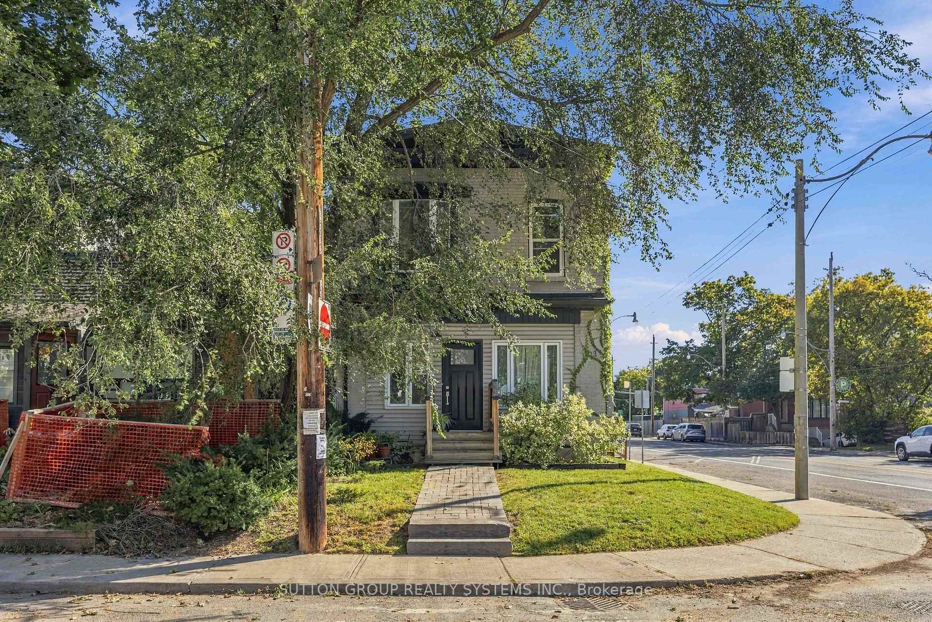 Lower - 103 Ashdale Avenue Toronto Ontario Canada Rent residential ZORICA GRUJIC Sutton Group Realty Systems Inc, Brokerage *