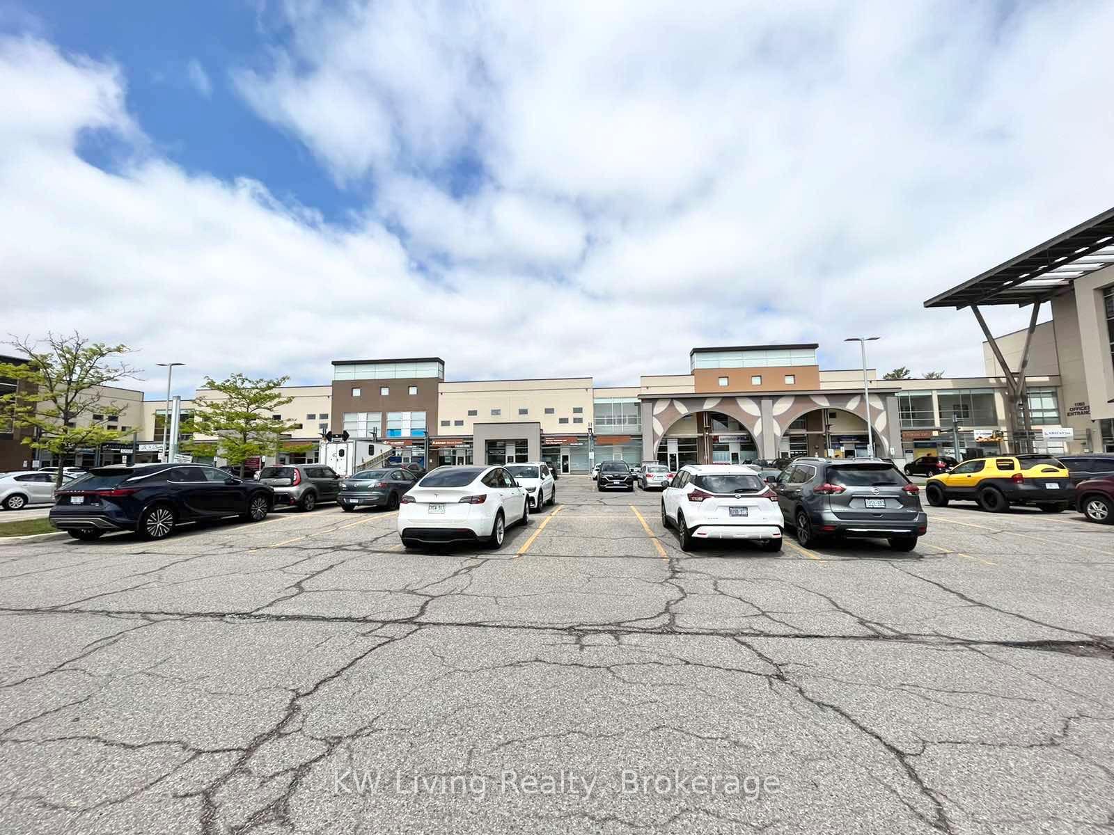 132 - 1065 Canadian Place Mississauga Ontario Canada Lease commercial Juan Zapata Royal LePage Real Estate Services Ltd., Brokerage*