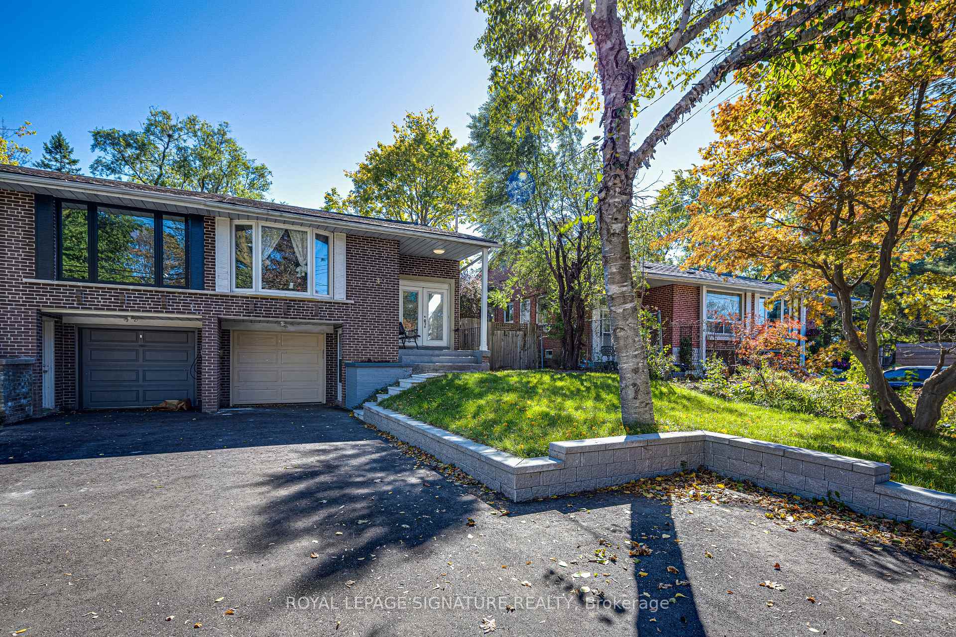 45 Fenelon Drive Toronto Ontario Canada Sale residential Christina Paisley Royal LePage Signature Realty, Brokerage *