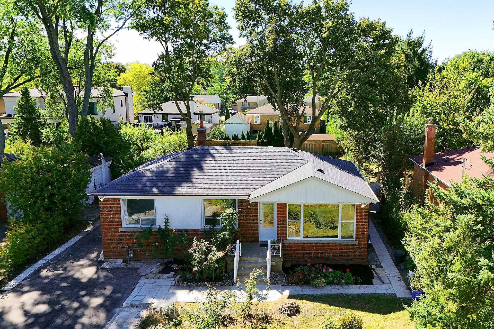 236 Southview Road Oakville Ontario Canada Sale residential Susan Palmer Landmex Realty Inc., Brokerage *