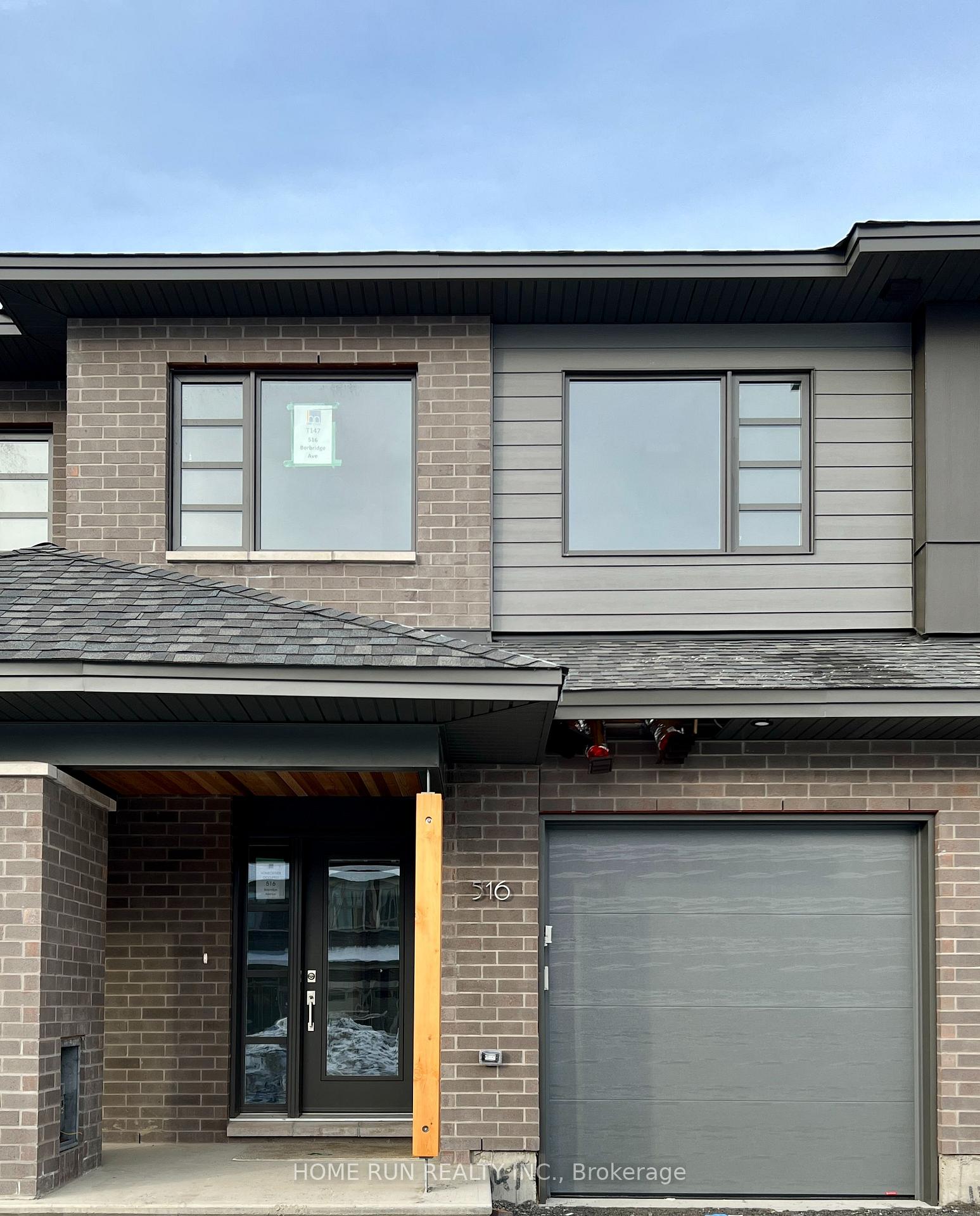 516 Borbridge Avenue Ottawa Ontario Canada Rent residential Angelika Rosato Right at Home Realty, Brokerage*