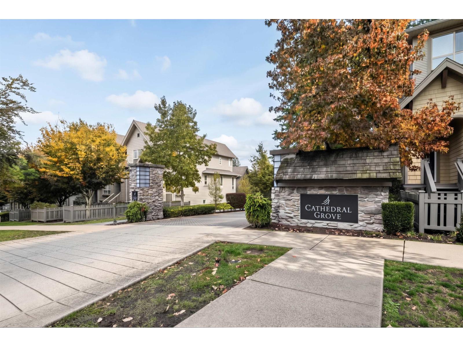 27 2738 158 STREET Surrey British Columbia Canada Sale residential   HomeLife Benchmark Realty Corp.