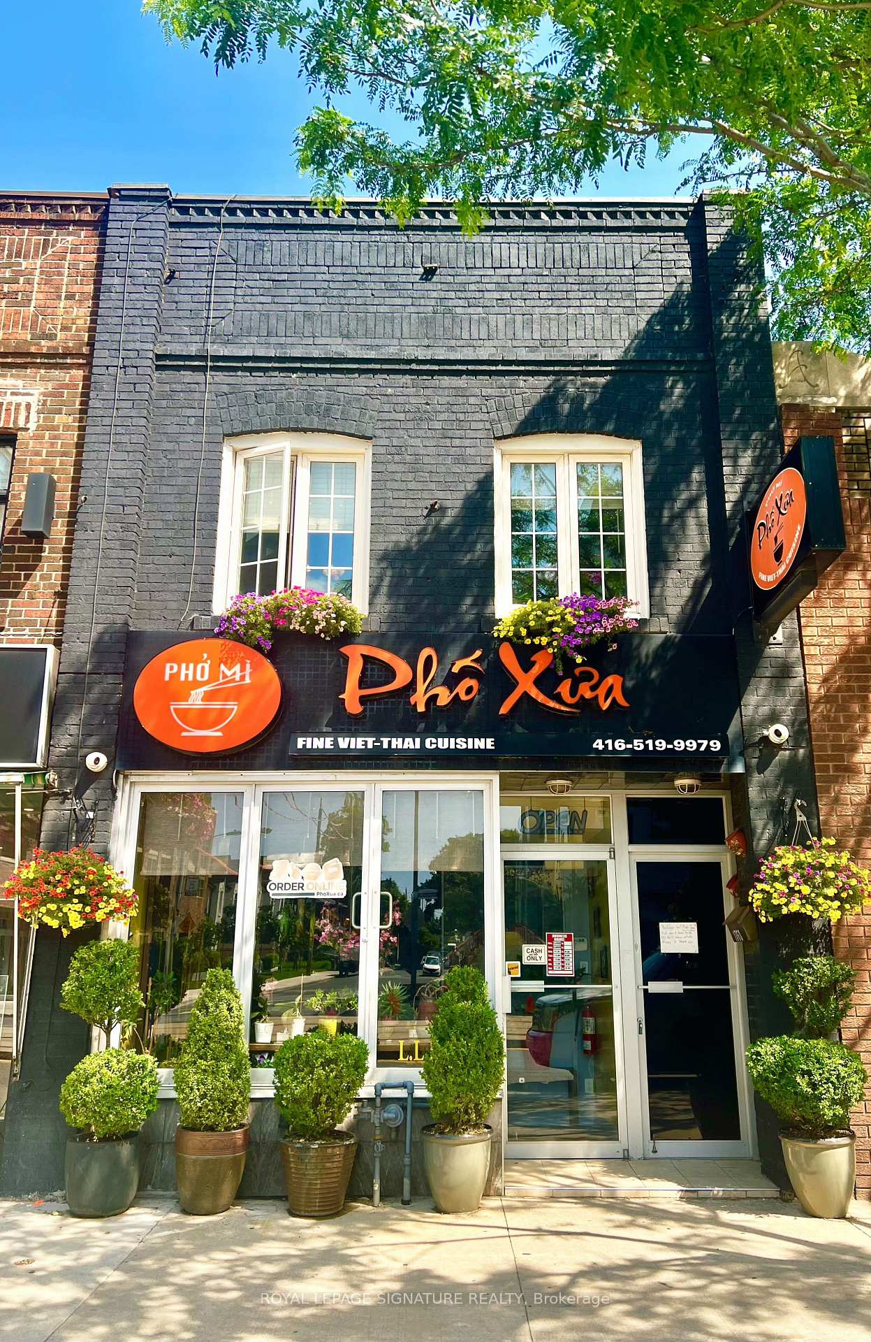 . - 1768 St Clair Avenue W Toronto Ontario Canada Sale commercial Muhammad Cheema ROYAL LEPAGE SIGNATURE REALTY, Brokerage*