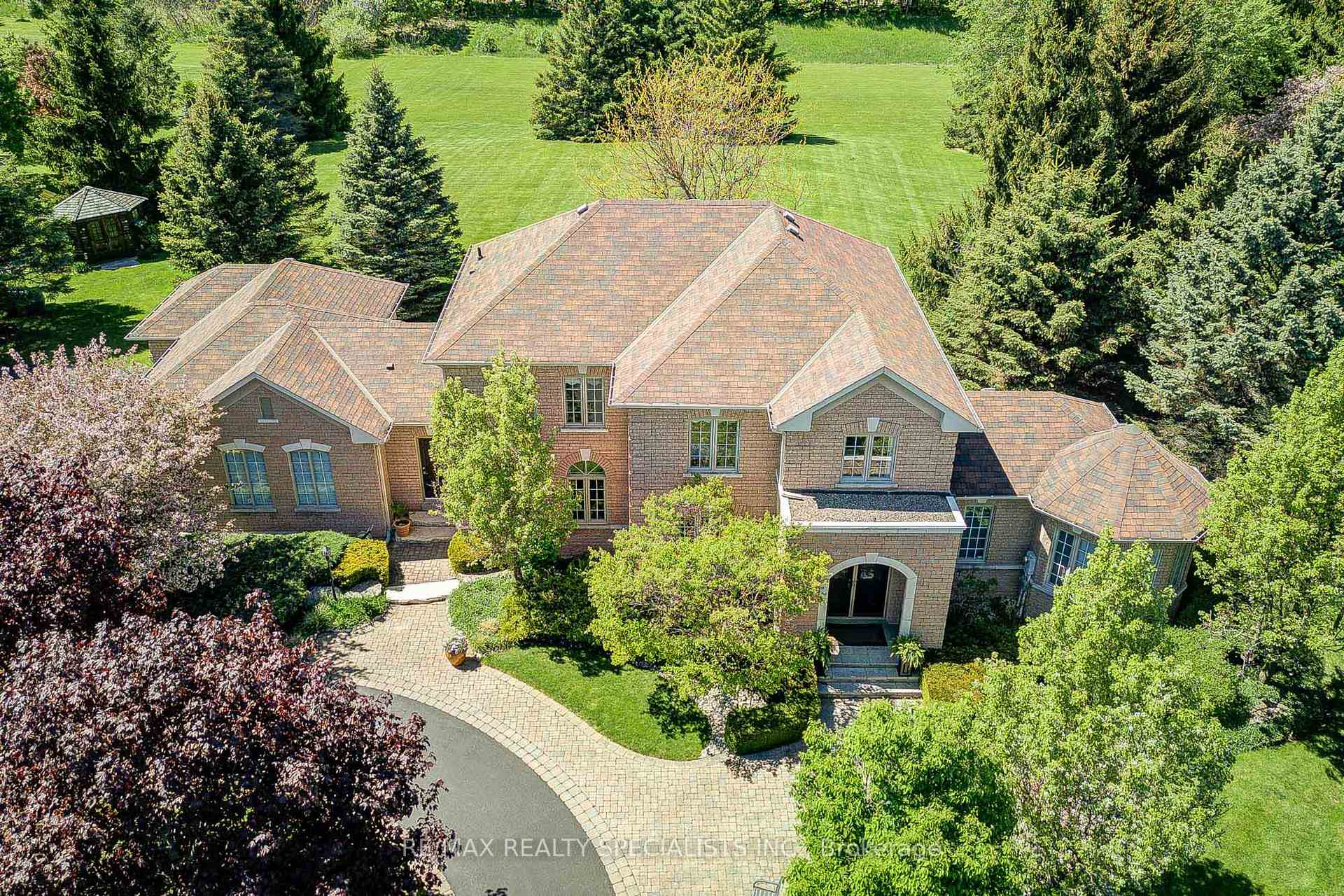 11 Bridlewood Boulevard Halton Hills Ontario Canada Sale residential Verd Franks RE/MAX Realty Specialists Inc., Brokerage *
