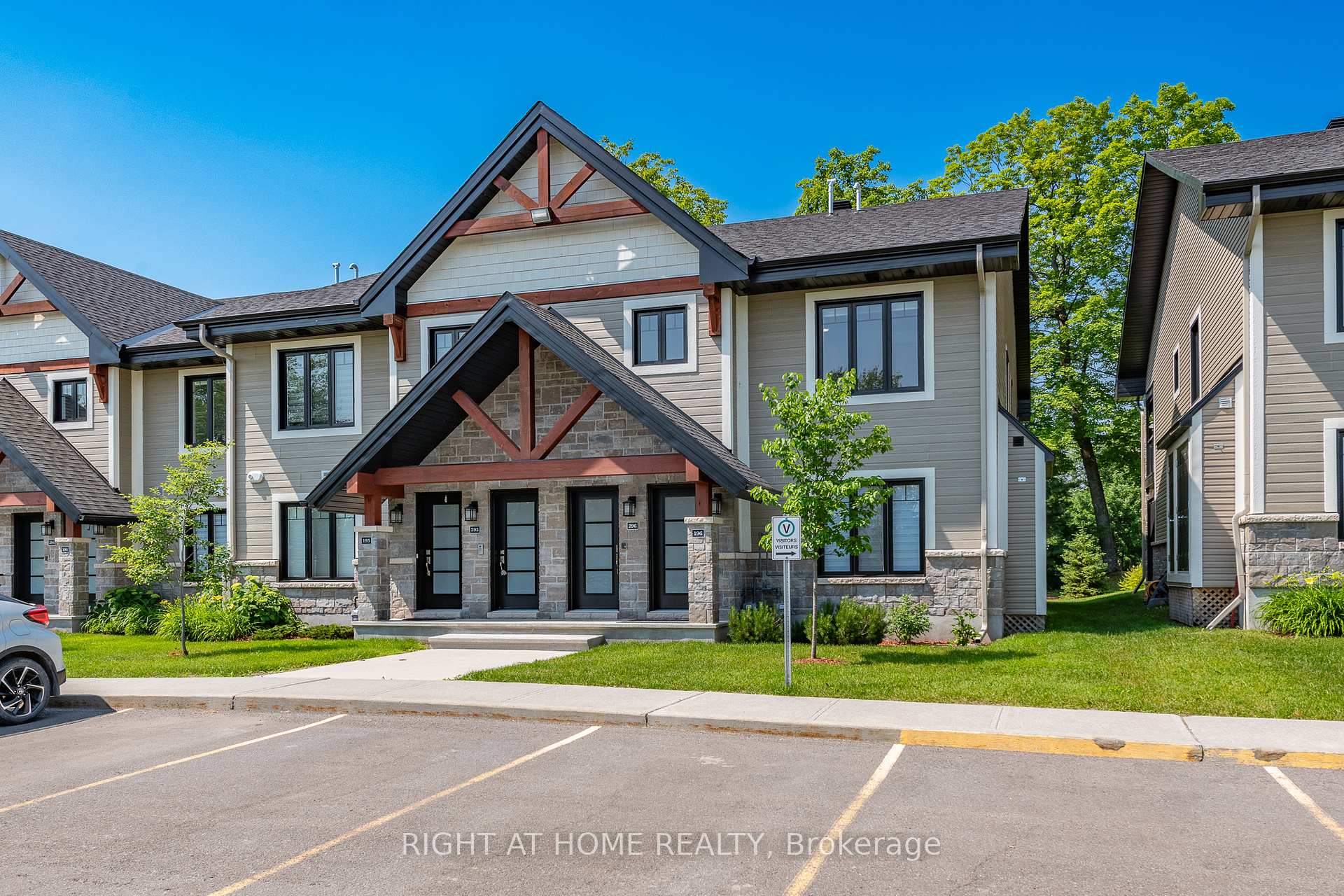 296 - 308 Masters Lane Clarence-Rockland Ontario Canada Sale residential Hesam Azimi Right at Home Realty, Brokerage*