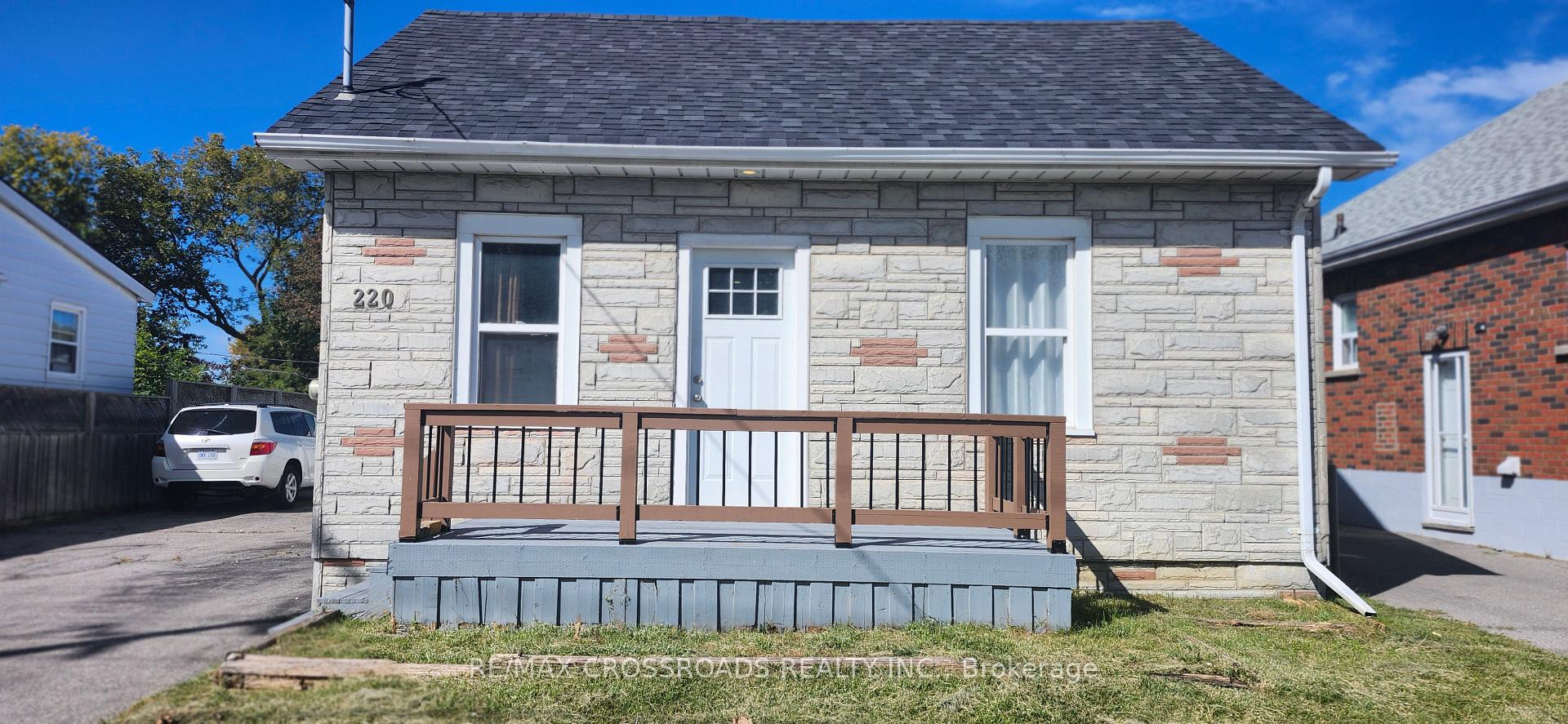 220 Mcnaughton Avenue Oshawa Ontario Canada Sale residential Mason Royaie RE/MAX CROSSROADS REALTY INC. Brokerage