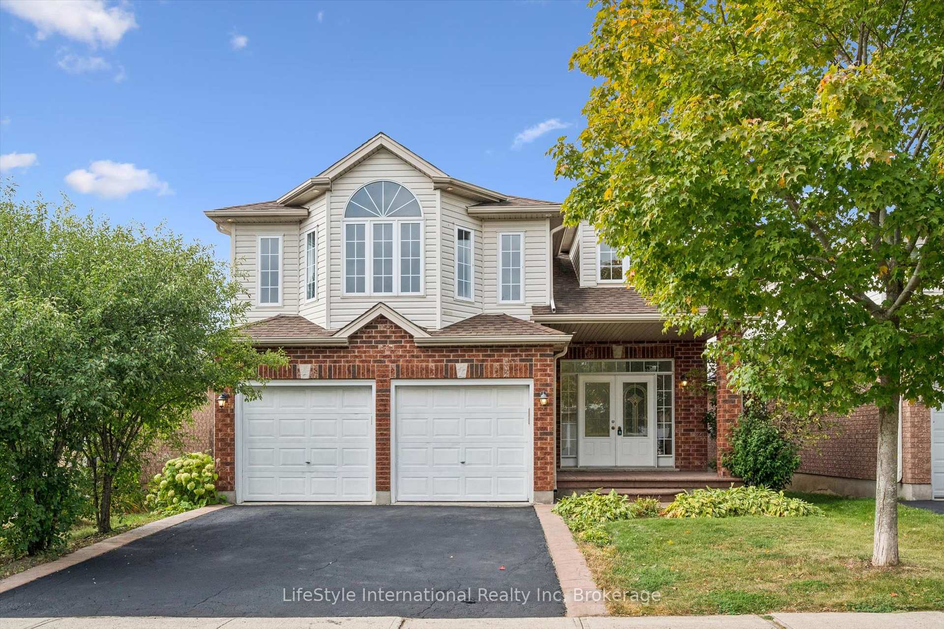 4 Davis Street Guelph Ontario Canada Sale residential Jaibu Joseph Lifestyle International Realty Inc., Brokerage