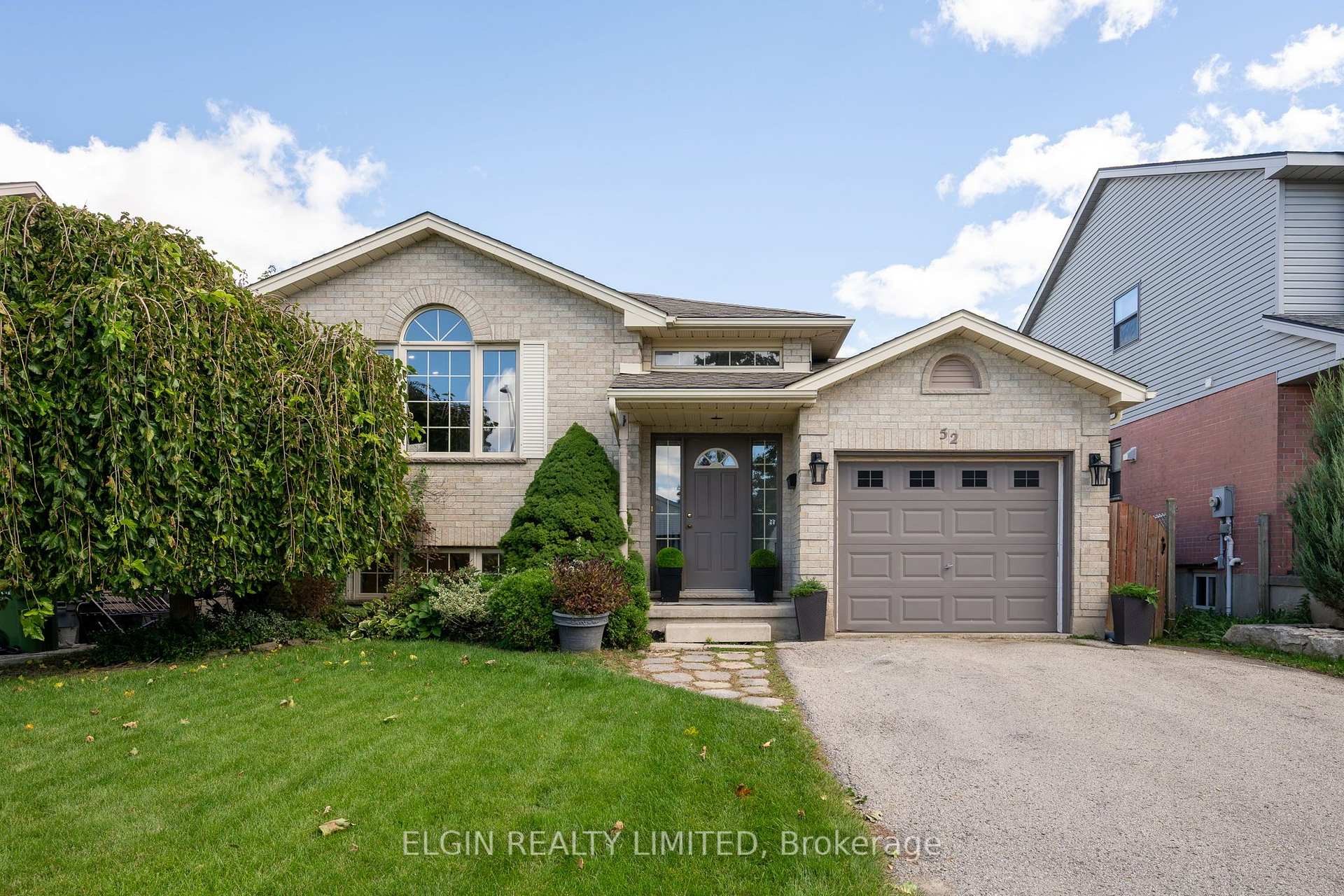 52 Oldewood Crescent St. Thomas Ontario Canada Sale residential   Elgin Realty 