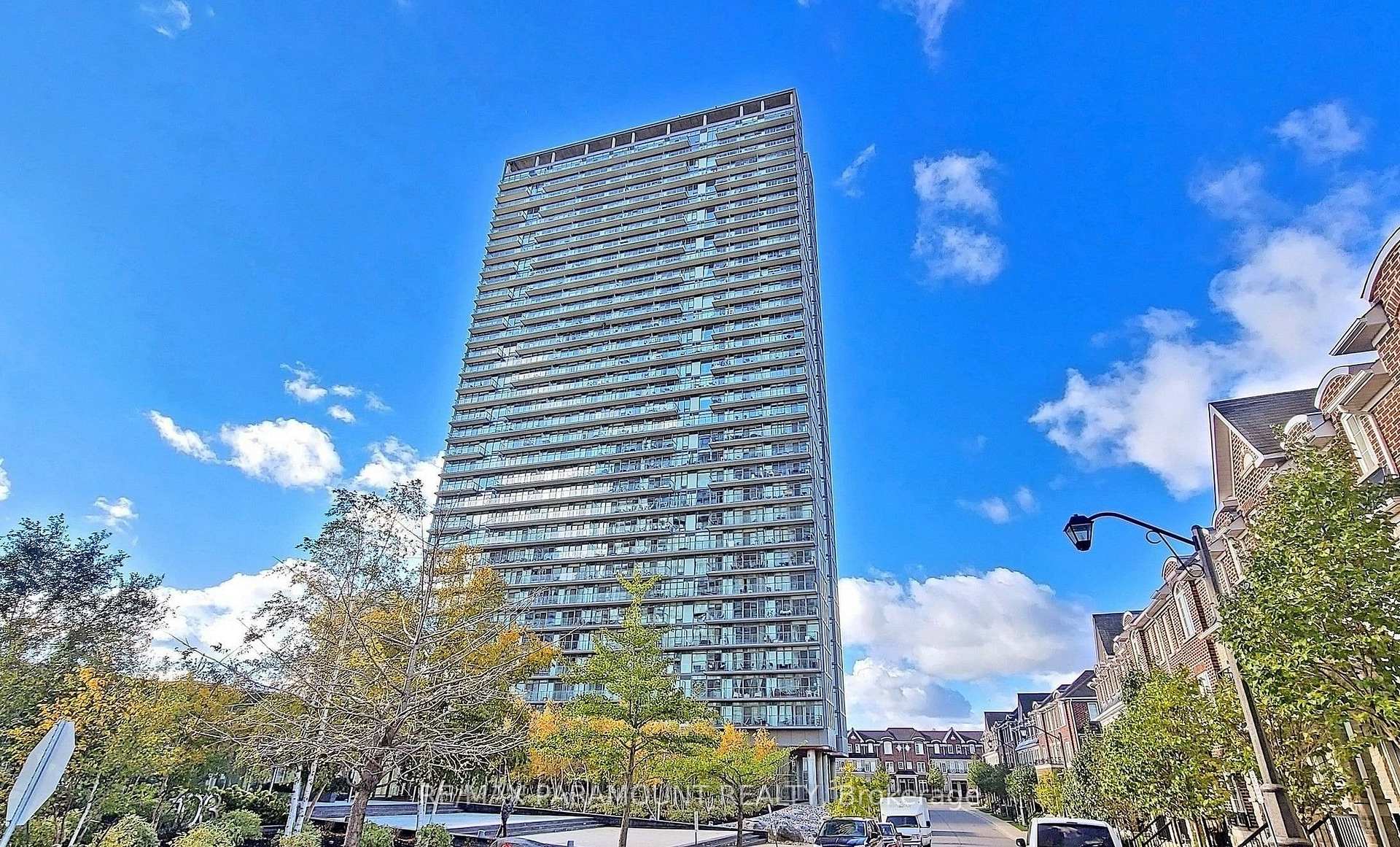 3209 - 105 The Queensway Toronto Ontario Canada Rent residential Deep Kumar RE/MAX Paramount Realty, Brokerage*