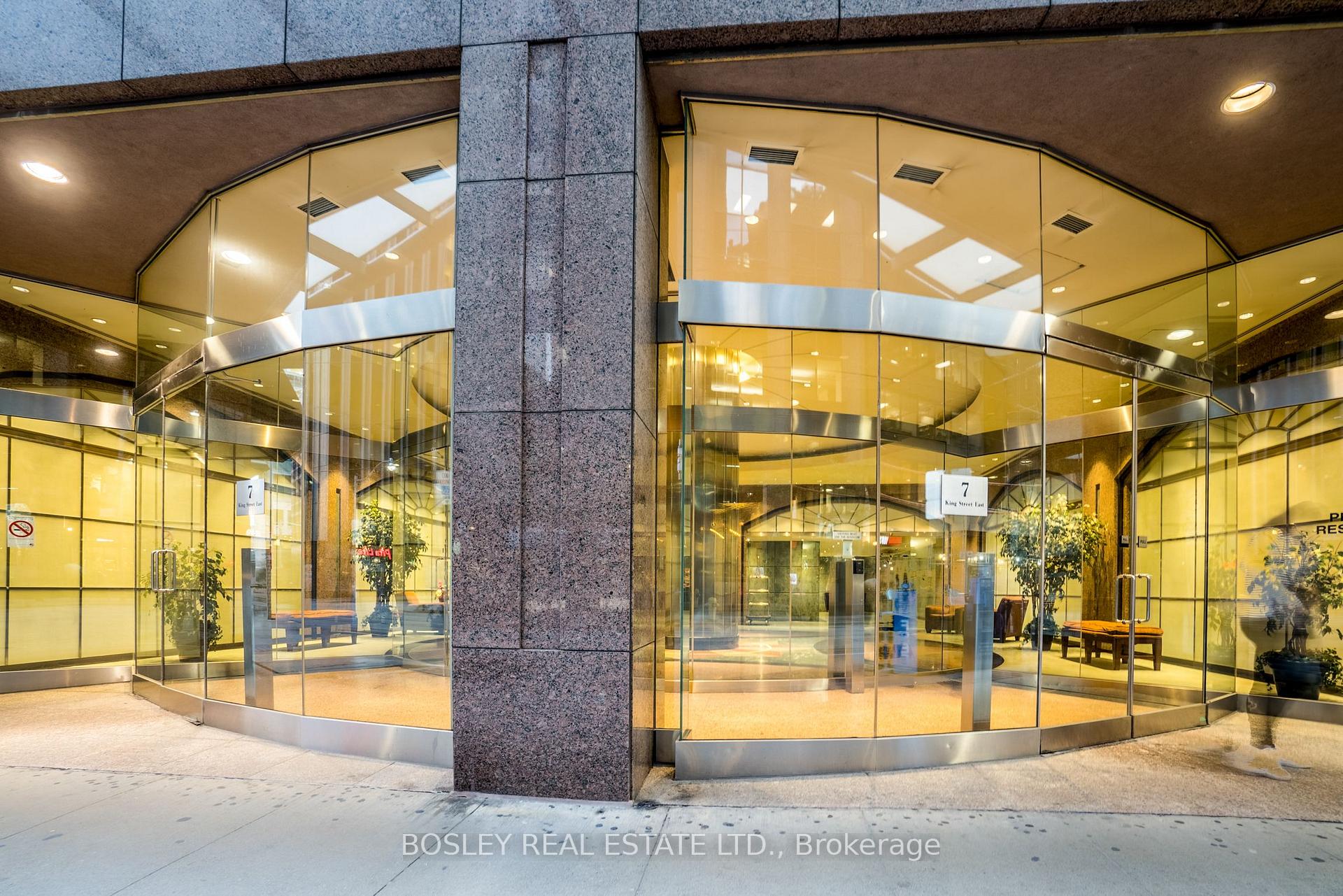 1105 - 7 King Street E Toronto Ontario Canada Sale residential Marie Natscheff Bosley Real Estate Ltd., Brokerage *