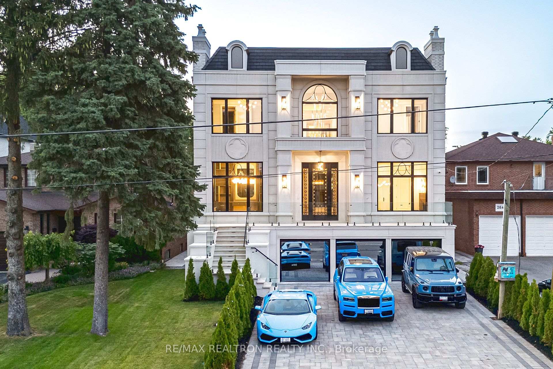 28 Scott Drive Richmond Hill Ontario Canada Sale residential HEZEKIAH TAI HomeLife Landmark Realty Inc., Brokerage