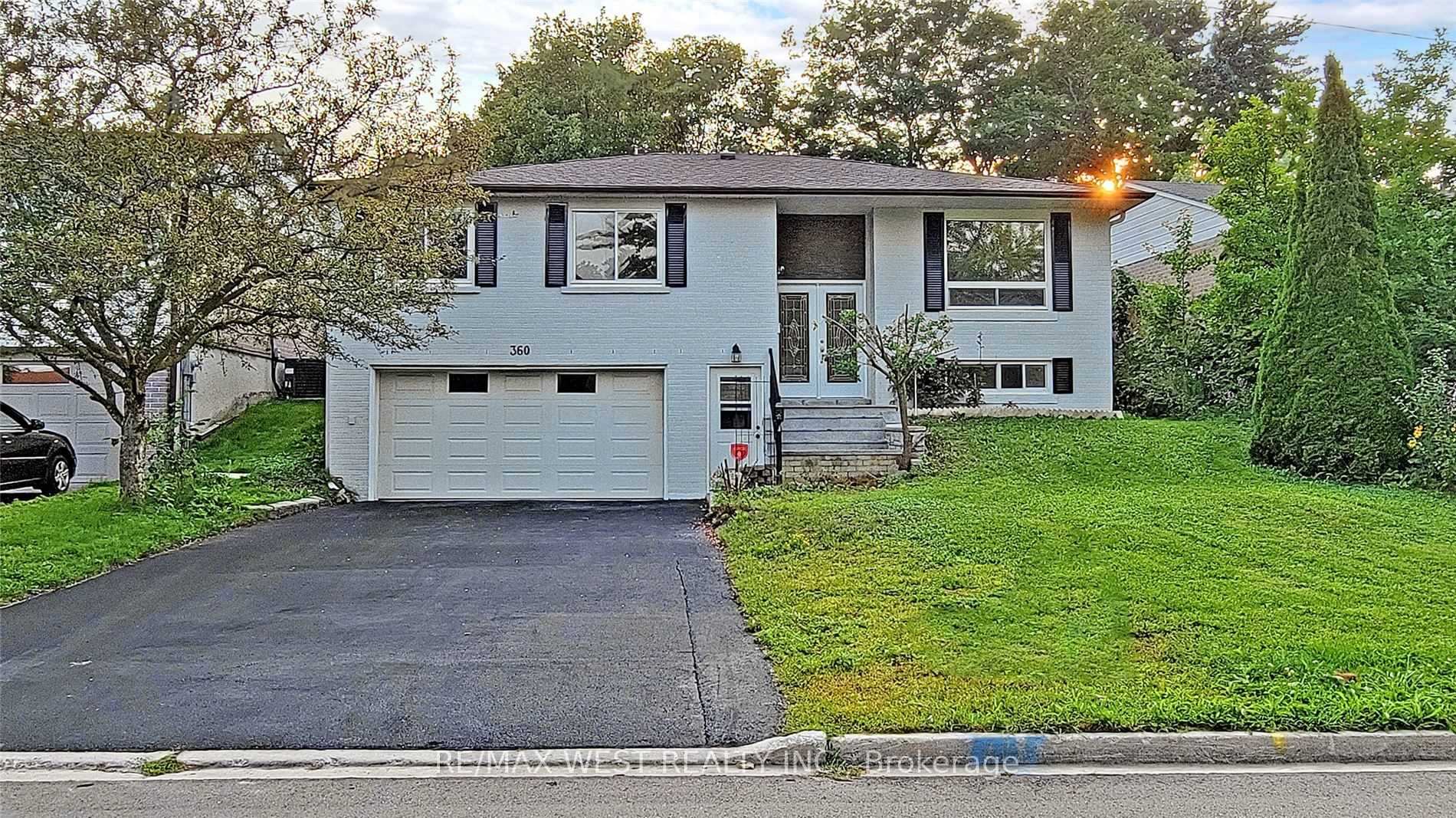 Lower - 360 Dixon Boulevard Newmarket Ontario Canada Rent residential Fatima Ataei-Nokabadi RE/MAX West Realty Inc., Brokerage *