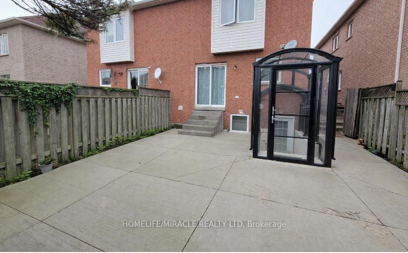 Bsmt - 6959 Tassel Crescent Mississauga Ontario Canada Rent residential Hardeep Singh HomeLife/Miracle Realty Ltd, Brokerage *