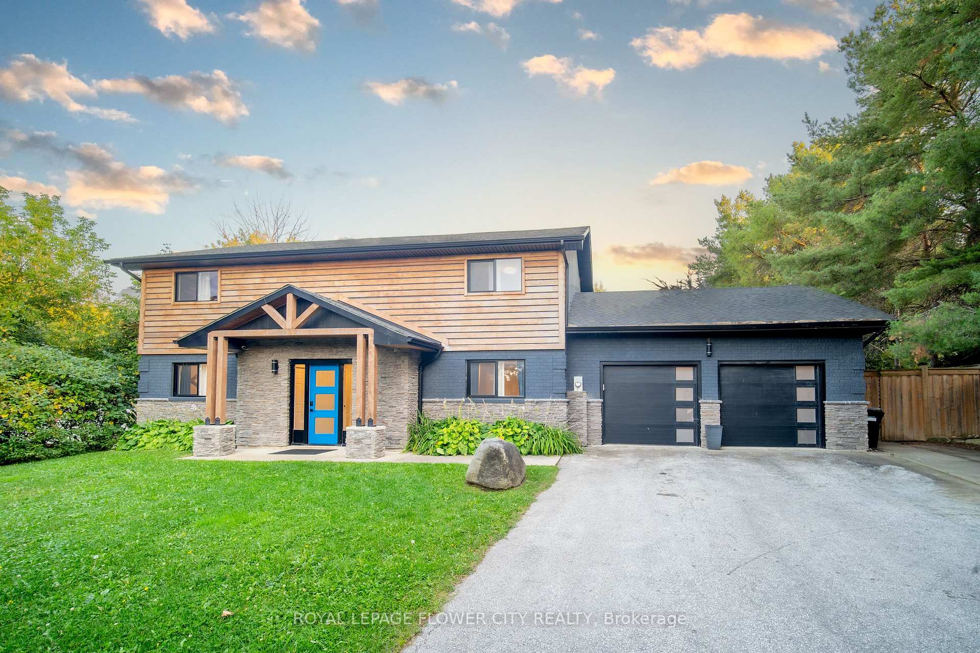 734 Mountain Road Collingwood Ontario Canada Sale residential Gessica Kaur Royal LePage Flower City Realty, Brokerage*