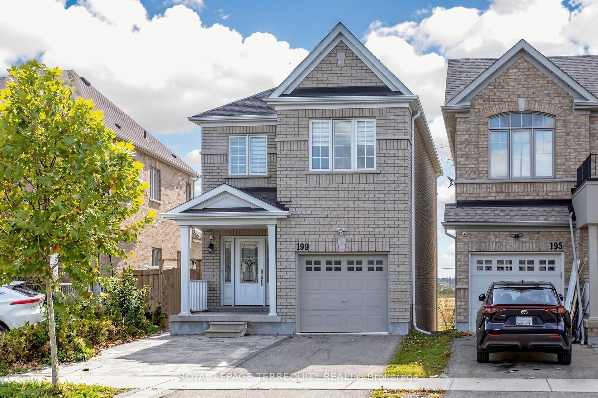 199 Armstrong Crescent Bradford West Gwillimbury Ontario Canada Sale residential Yuriy Balko Royal LePage Terrequity Realty Brokerage*
