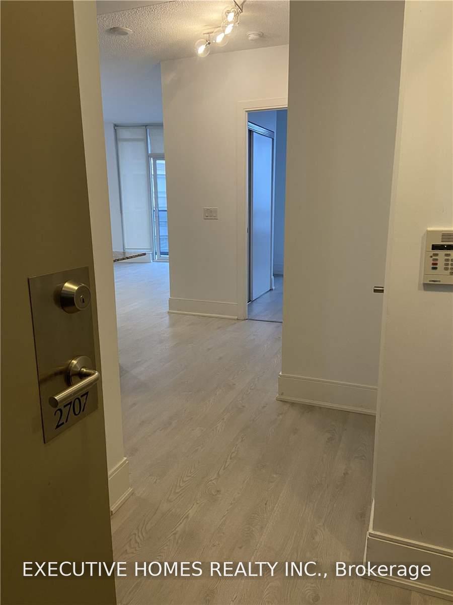 2707 - 330 Burnhamthorpe Road Mississauga Ontario Canada Rent residential   Global Bricks Executive Homes Realty, Brokerage