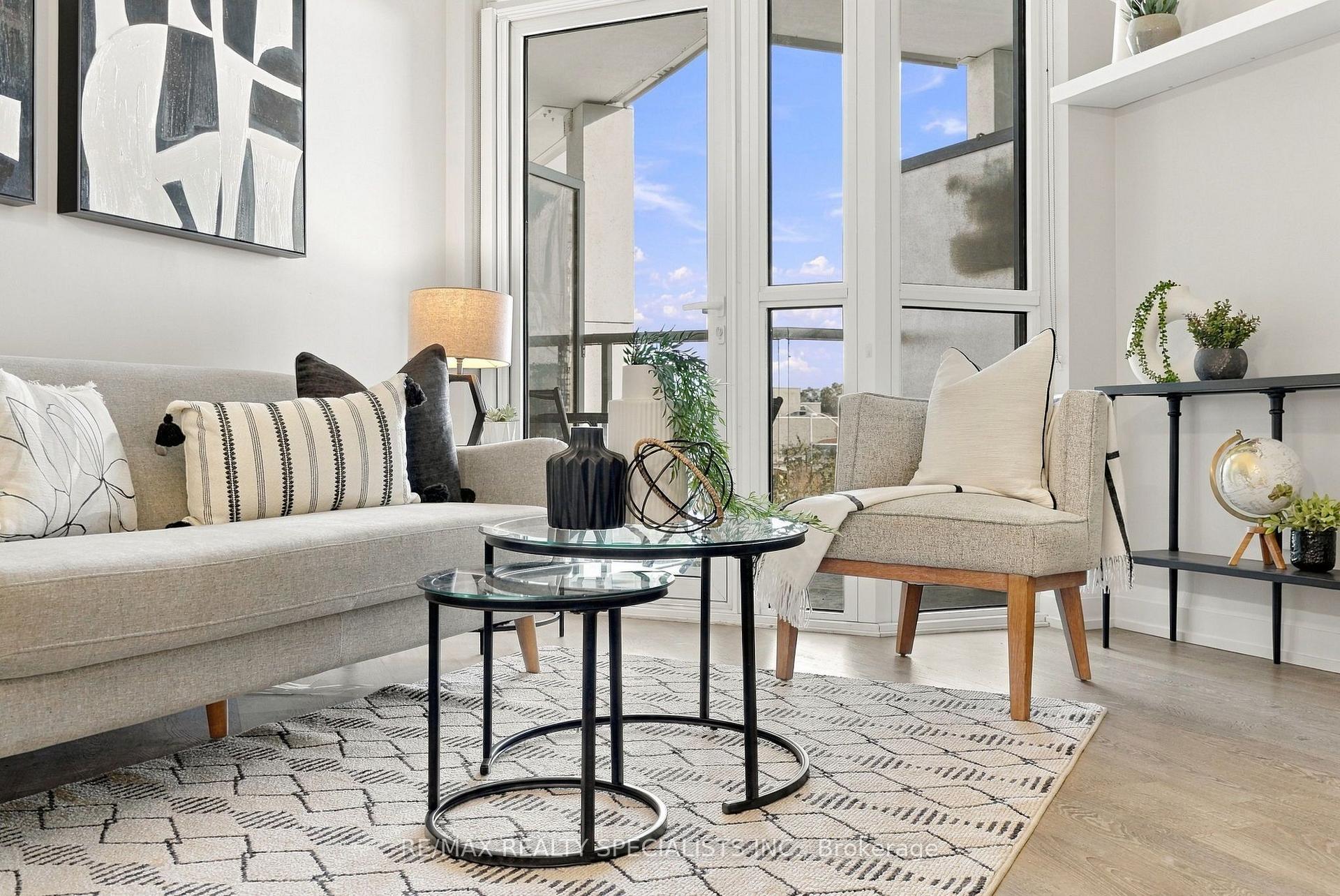 313 - 65 Speers Road Oakville Ontario Canada Sale residential Paul Matthew RE/MAX Realty Specialists Inc., Brokerage*
