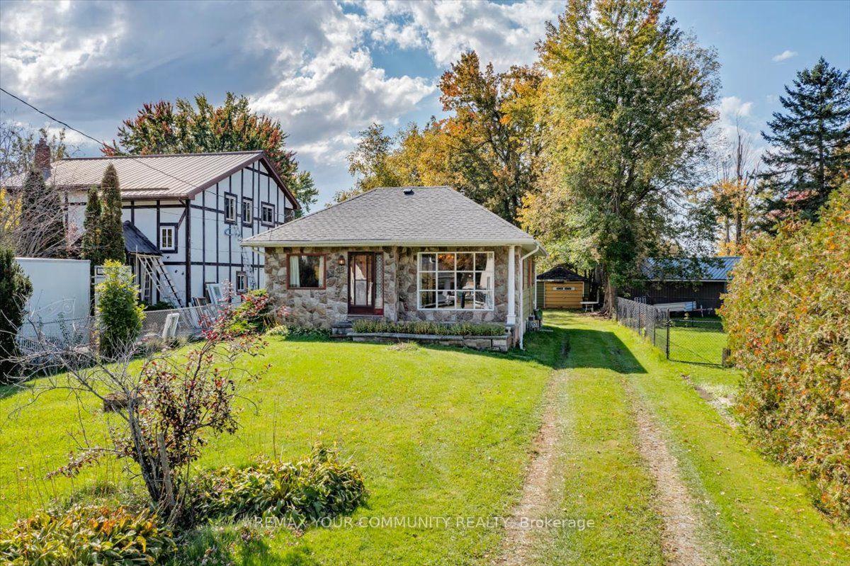 48 Isle Vista Drive Georgina Ontario Canada Sale residential Opal Hustins, ASA, AEA Re/Max YOUR COMMUNITY REALTY
