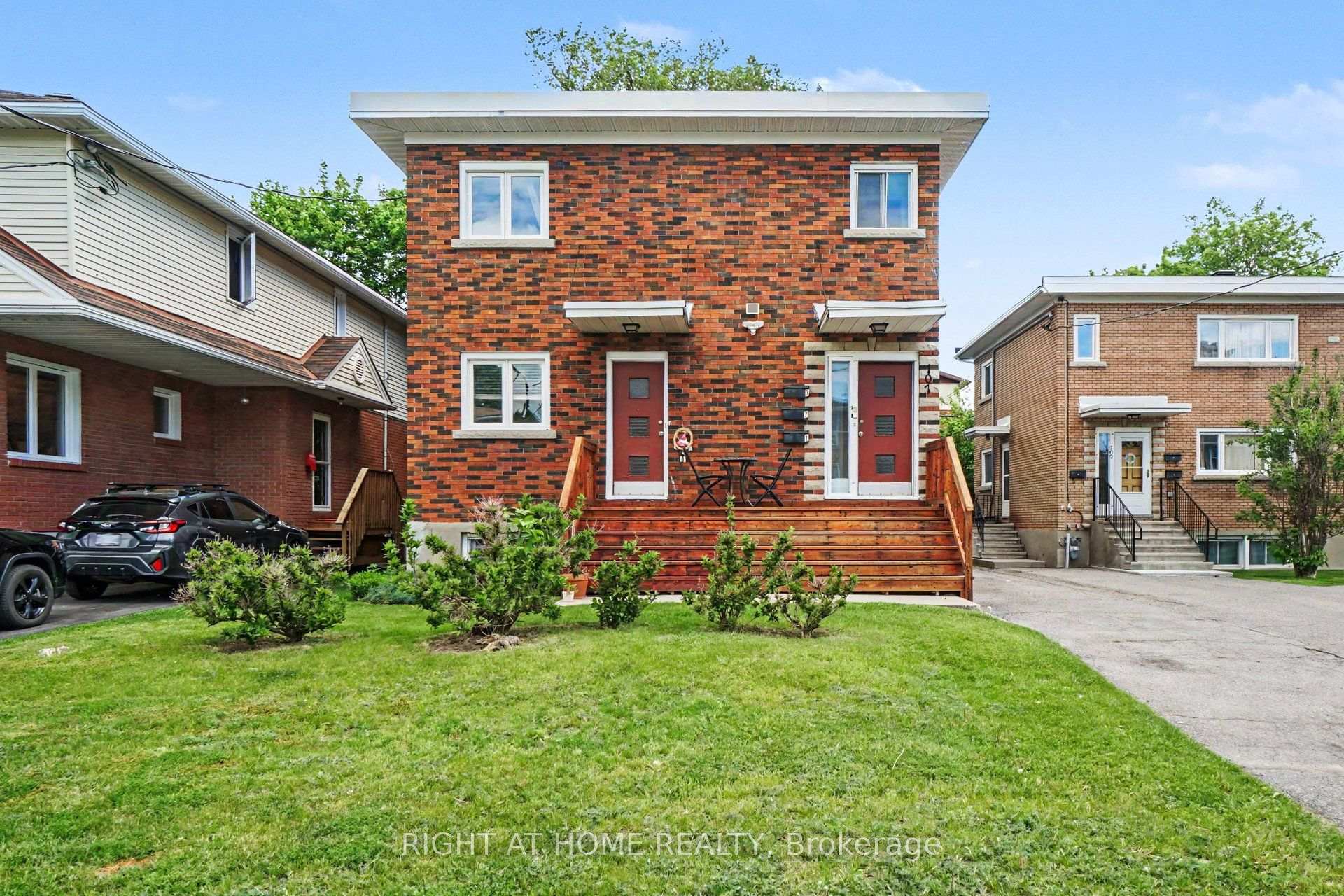 1 - 707 Edison Avenue Ottawa Ontario Canada Rent residential Bhaumikkumar Patel Right at Home Realty, Brokerage*