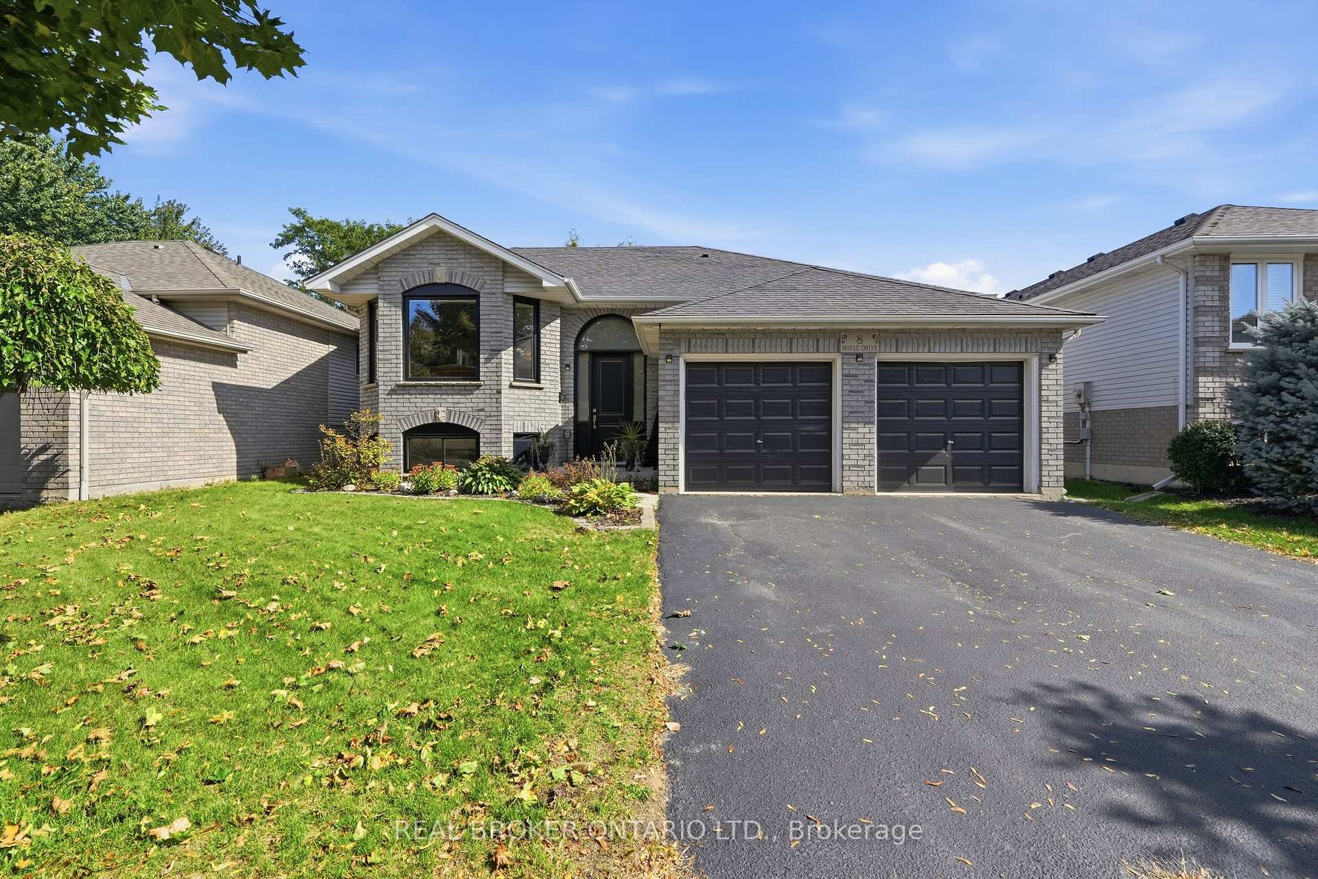 8 Moyle Drive Brantford Ontario Canada Sale residential Jaswinder Paink Street Master Realty Ltd., Brokerage*