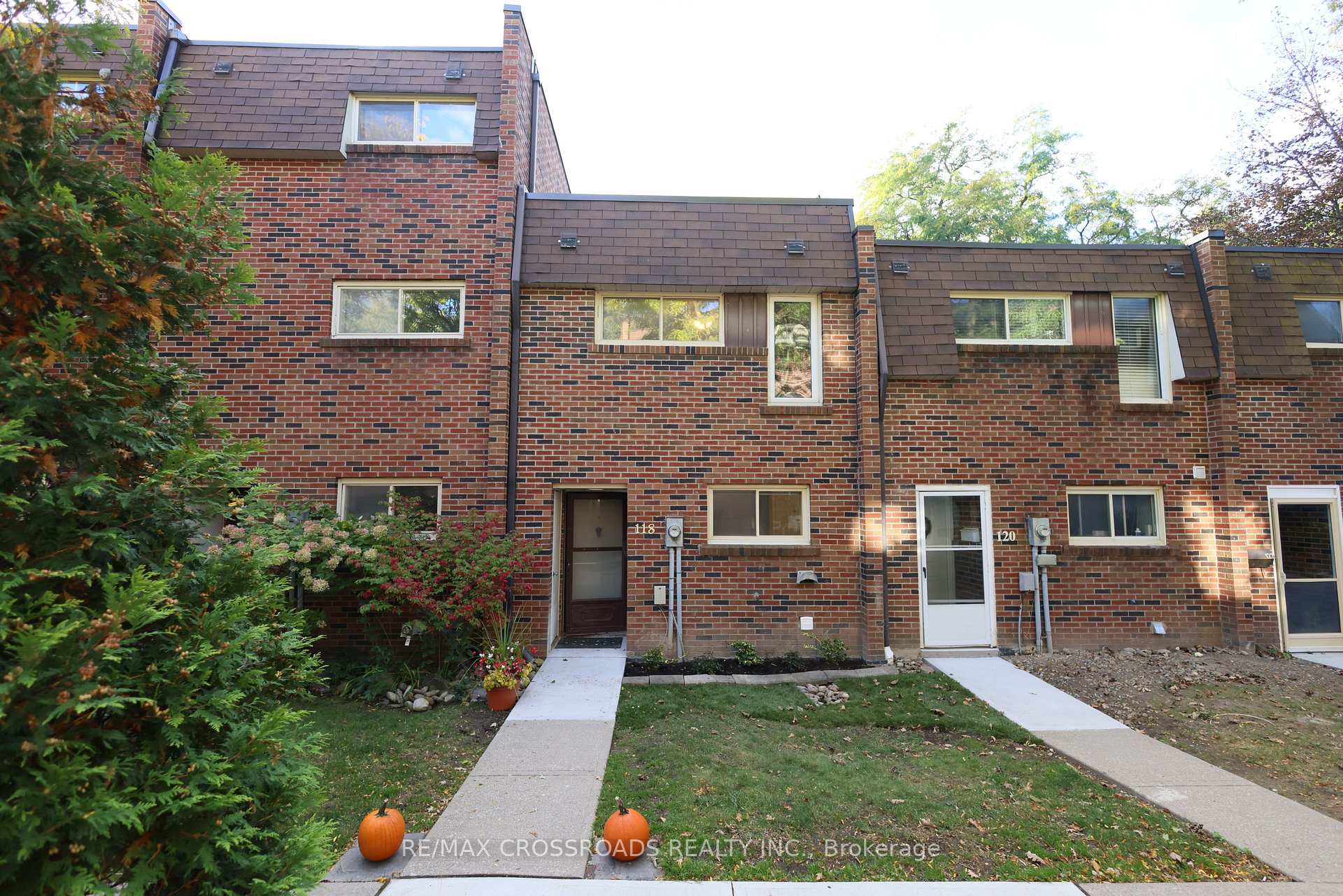 3 - 118 Wales Avenue Markham Ontario Canada Sale residential HEZEKIAH TAI HomeLife Landmark Realty Inc., Brokerage
