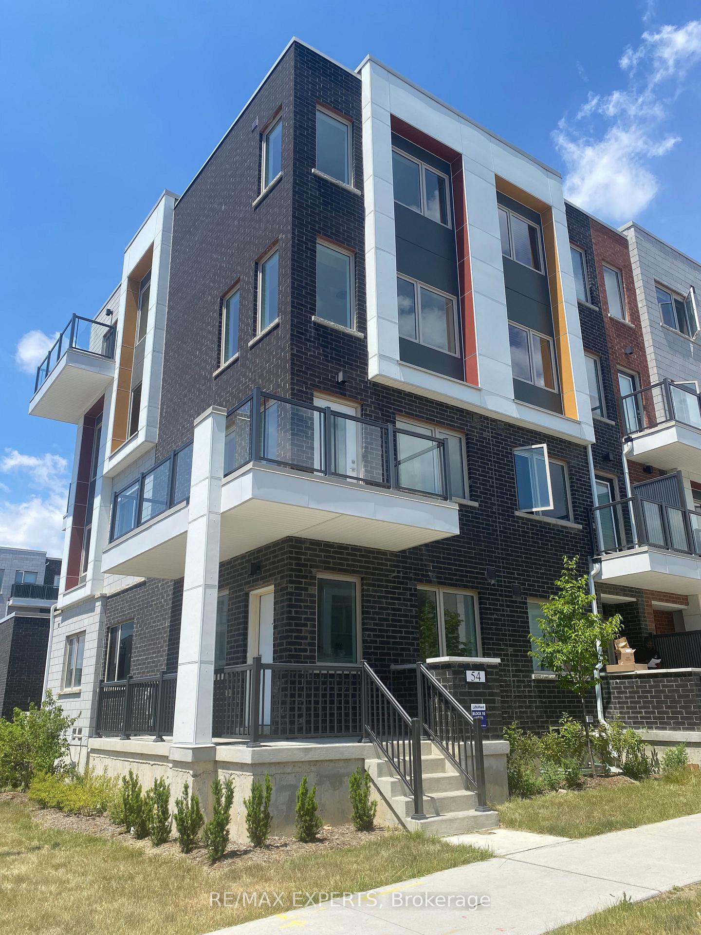 54 William Duncan Road Toronto Ontario Canada Rent residential ALINA SPEKTOR Re/Max Experts, Brokerage*