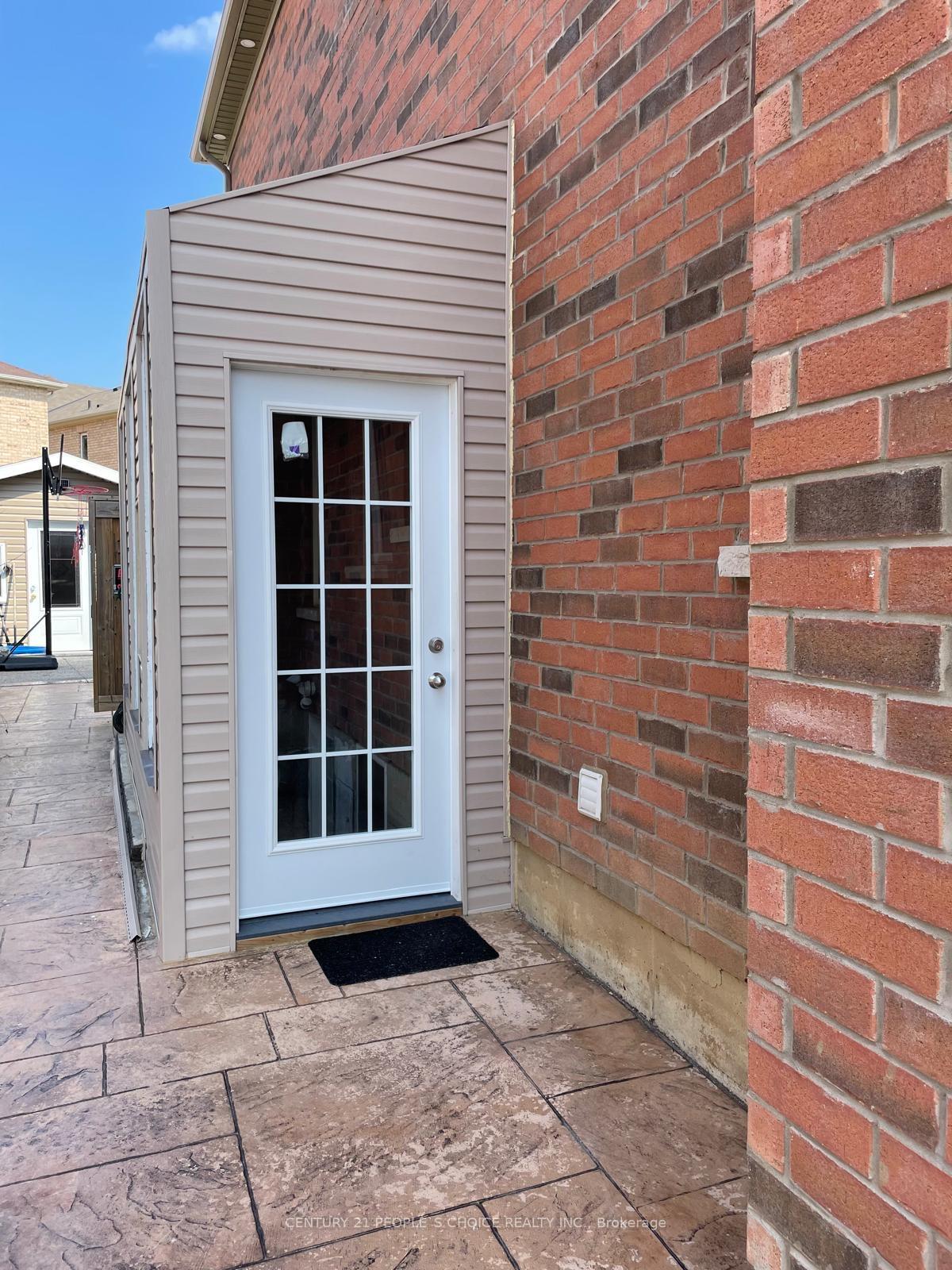 Bsmt - 12 Tetra Court Brampton Ontario Canada Rent residential Nafees Ahmad Century 21 Peoples Choice Realty Inc., Brokerage *