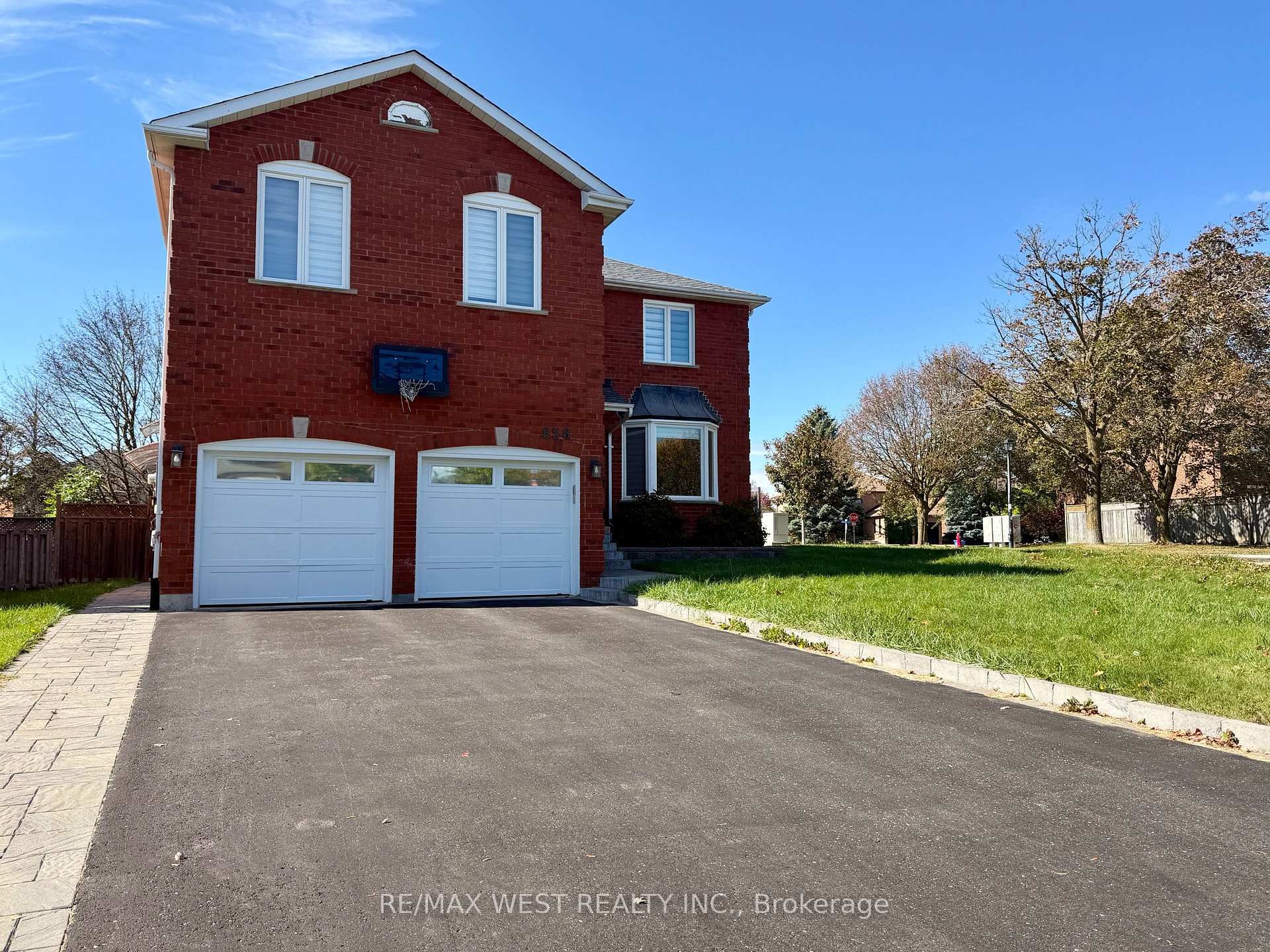 Lower - 858 Cassie Road Newmarket Ontario Canada Rent residential Fatima Ataei-Nokabadi RE/MAX West Realty Inc., Brokerage *