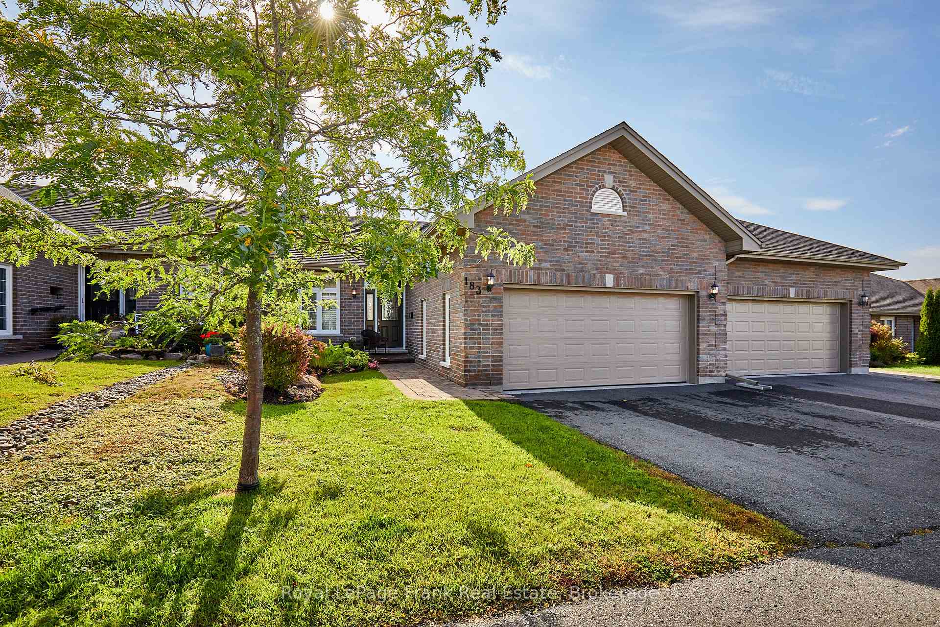 183 - 301 Carnegie Avenue Peterborough Ontario Canada Sale residential   HomeLife Preferred Realty Inc., Brokerage*