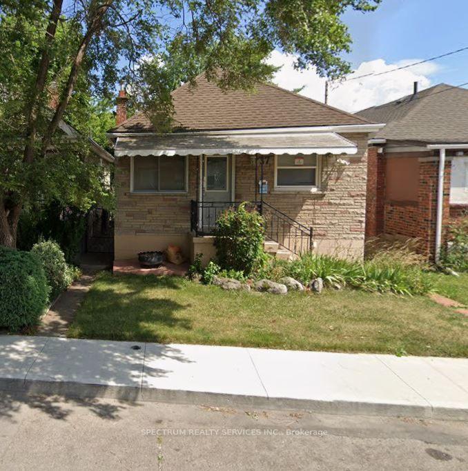 37 Hope Avenue Hamilton Ontario Canada Rent residential Lazlo Vavrovics Spectrum Realty Services Inc., Brokerage *