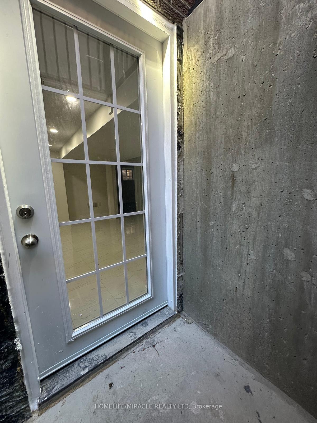 20 Arran Crescent Vaughan Ontario Canada Rent residential Al & Peggy Cunningham Re/Max Experts, Brokerage*