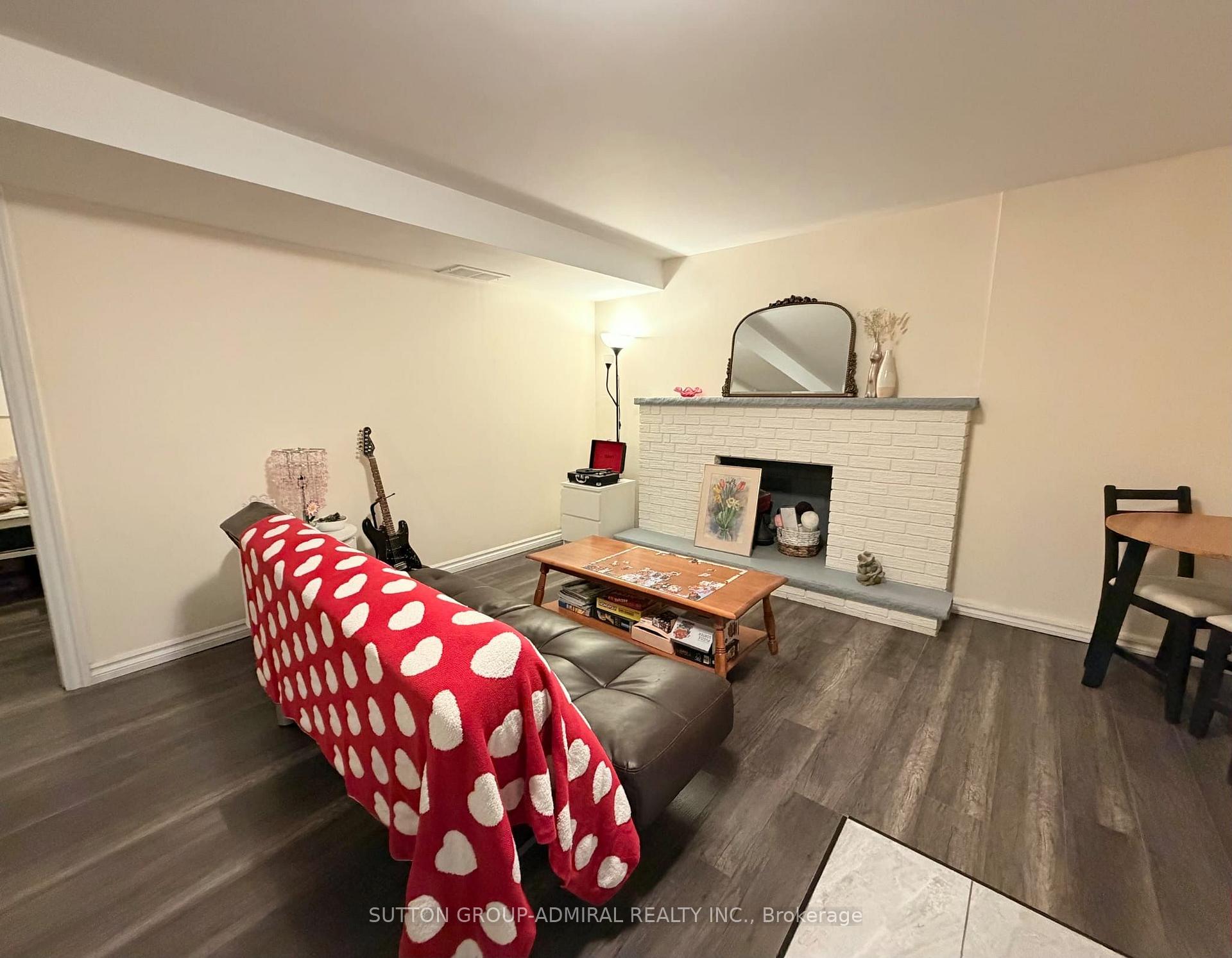 93 North Ridge Road Vaughan Ontario Canada Rent residential Oleg Belgorodskii Sutton Group-Admiral Realty Inc., Brokerage *