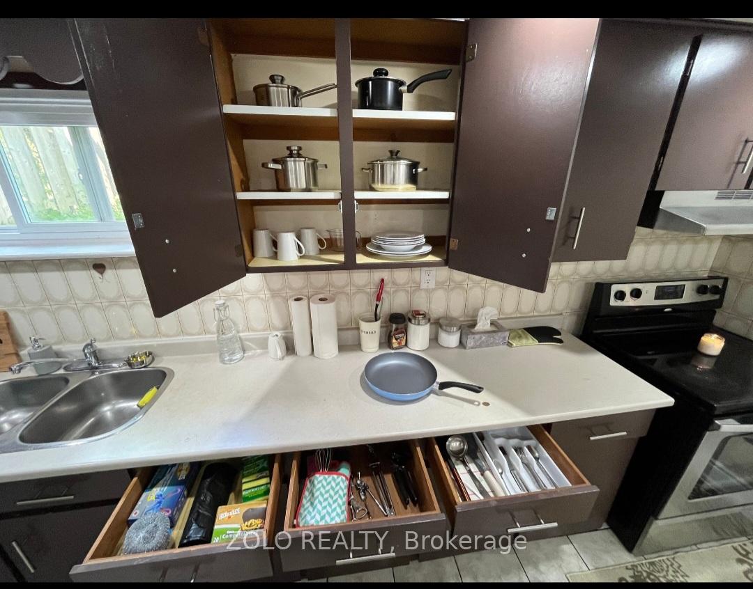 3402 Frobex Court Mississauga Ontario Canada Rent residential Saida Morovati Zolo Realty, Brokerage *