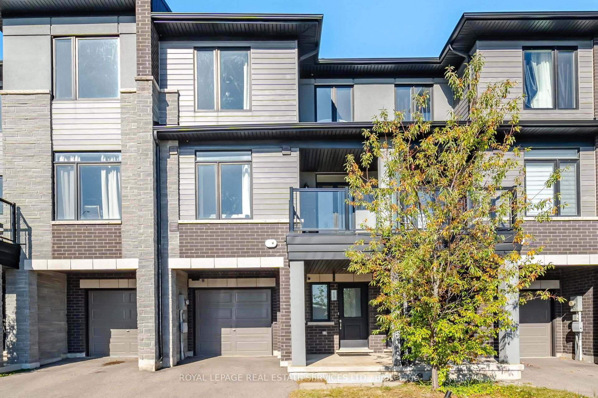 69 - 590 North Service Road Hamilton Ontario Canada Rent residential Anthony Turco Royal LePage Real Estate Services Ltd., Brokerage